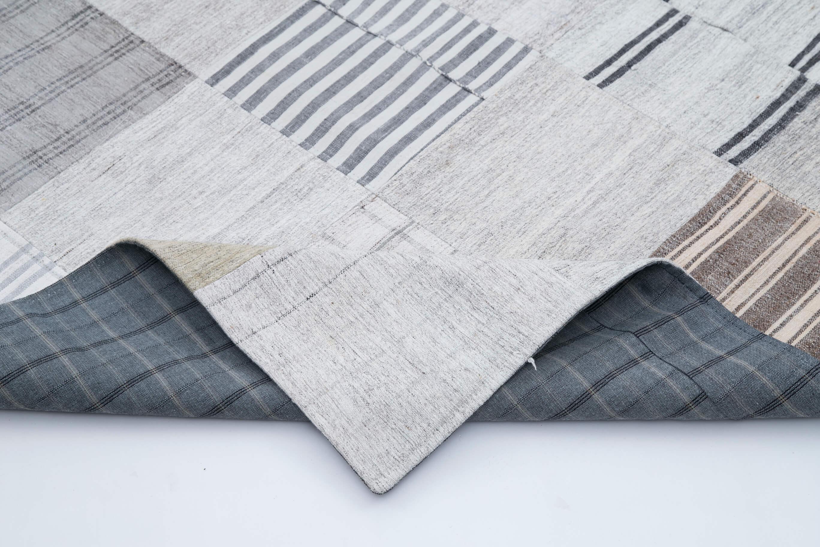 Kırk Yama Beyaz Patchwork Pamuk Yün El Dokuma Halısı 245x302 Agacan
