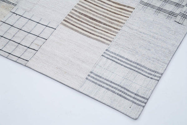 Kırk Yama Beyaz Patchwork Pamuk Yün El Dokuma Halısı 245x305 Agacan