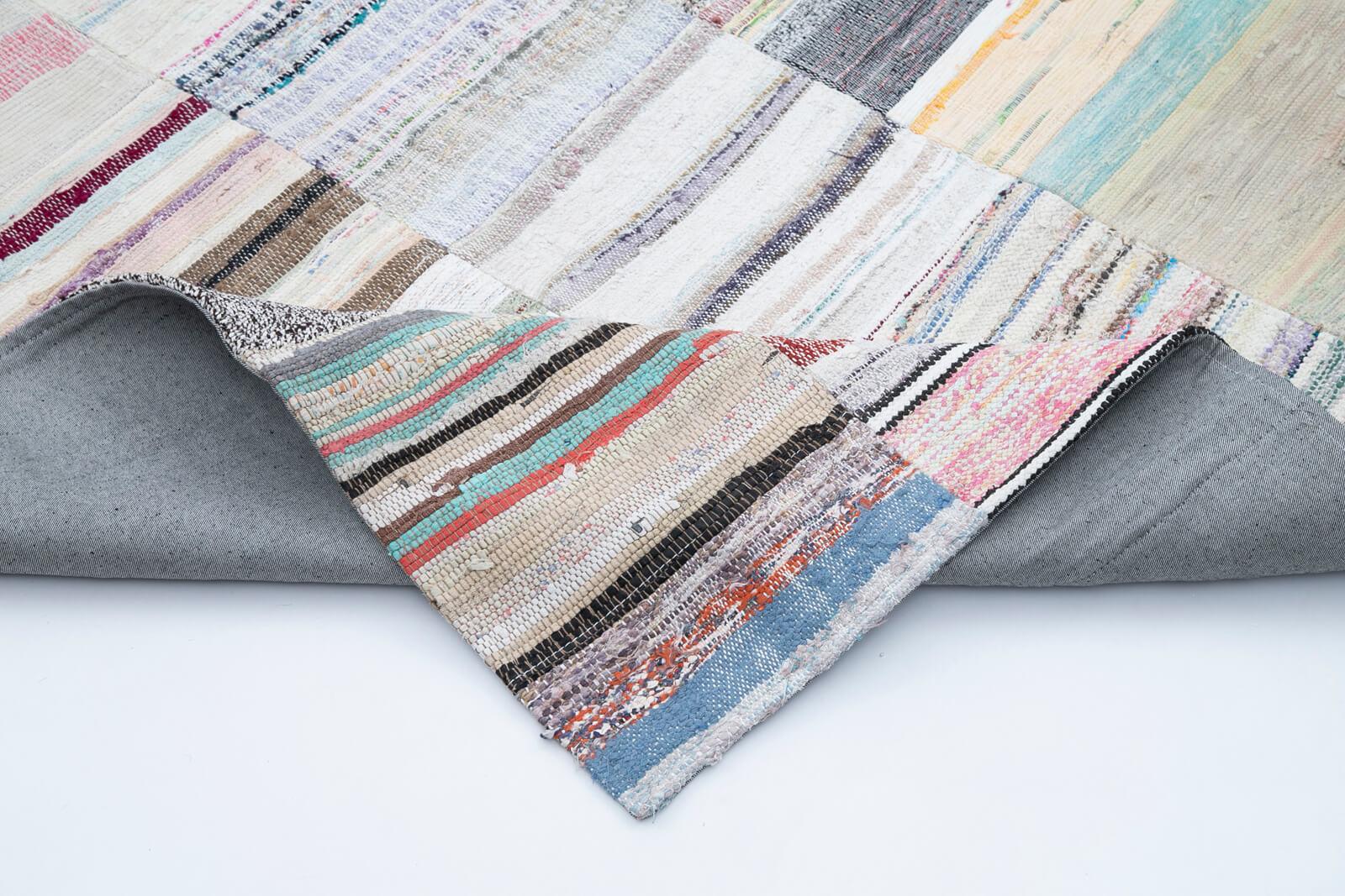 Kırk Yama Beyaz Patchwork Pamuk Yün El Dokuma Halısı 248x351 Agacan