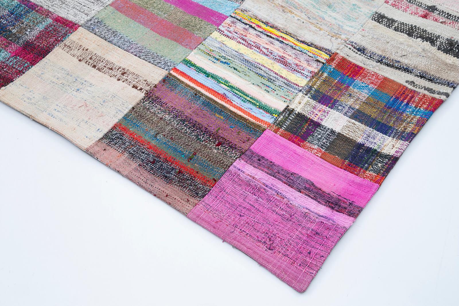 Kırk Yama Beyaz Patchwork Pamuk Yün El Dokuma Halısı 240x357 Agacan