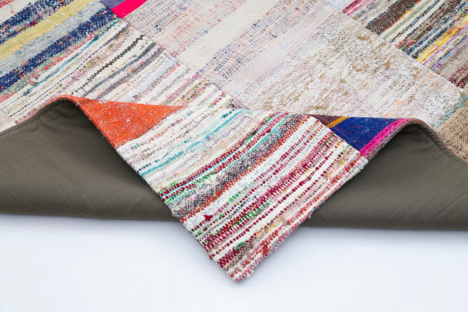 Kırk Yama Gri Patchwork Pamuk Yün El Dokuma Halısı 241x358 Agacan