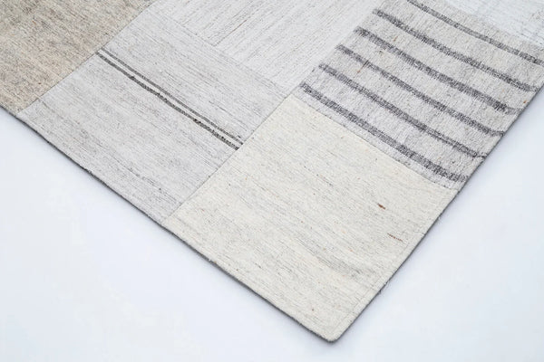 Kırk Yama Bej Patchwork Pamuk Yün El Dokuma Halısı 303x398 Agacan