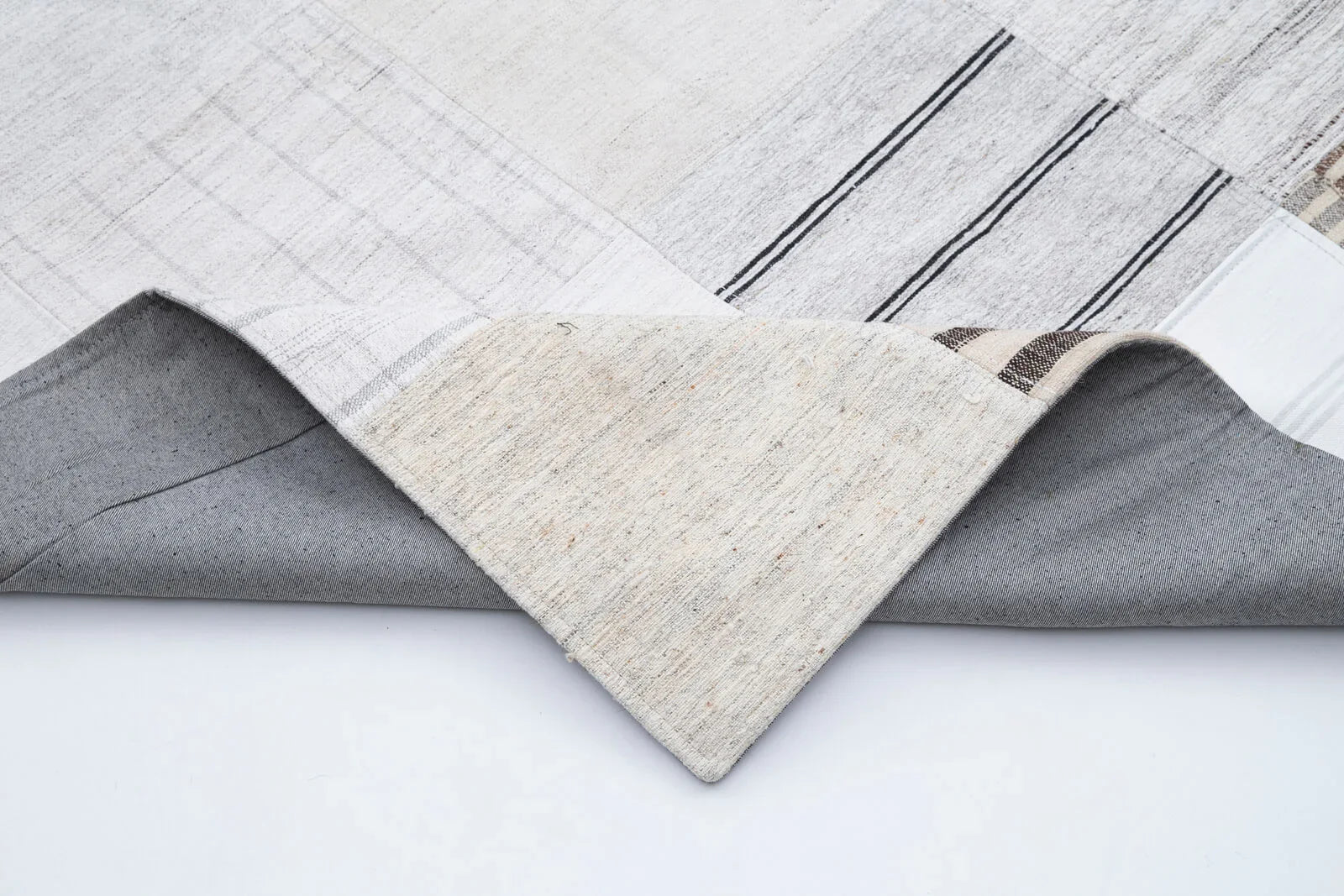 Kırk Yama Bej Patchwork Pamuk Yün El Dokuma Halısı 301x400 Agacan