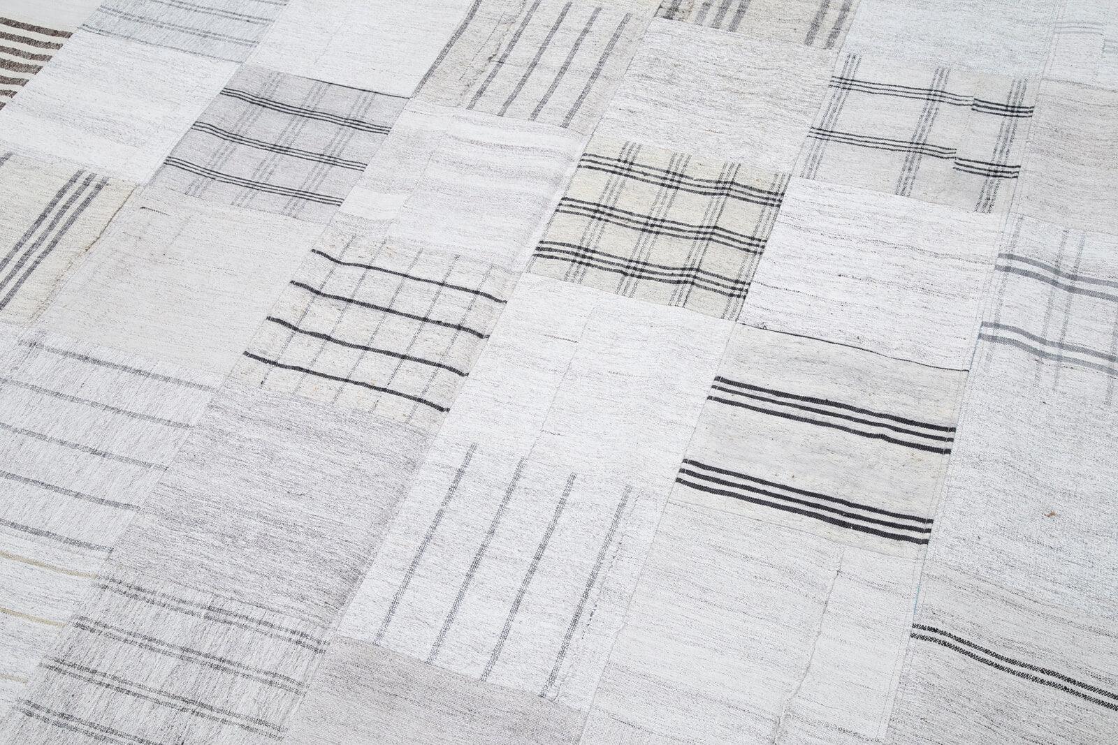 Kırk Yama Bej Patchwork Pamuk Yün El Dokuma Halısı 301x406 Agacan