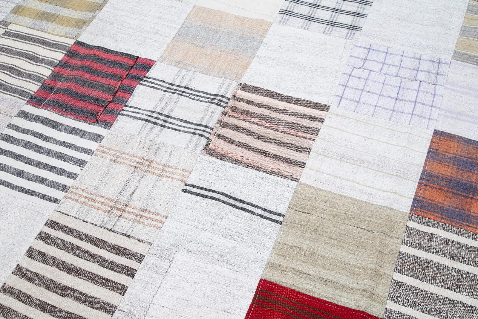Kırk Yama Beyaz Patchwork Pamuk Yün El Dokuma Halısı 302x398 Agacan