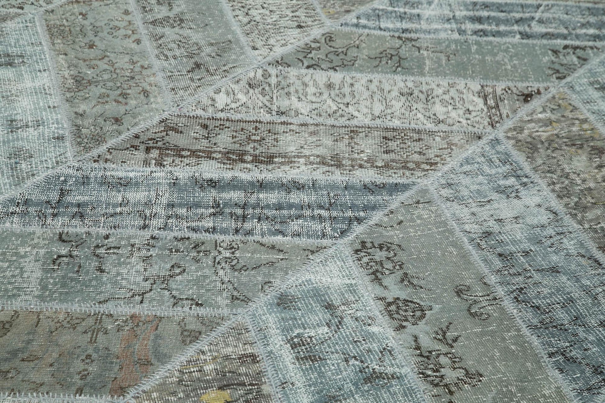 Kırk Yama Gri Patchwork Pamuk Yün El Dokuma Halısı 278x377 Agacan