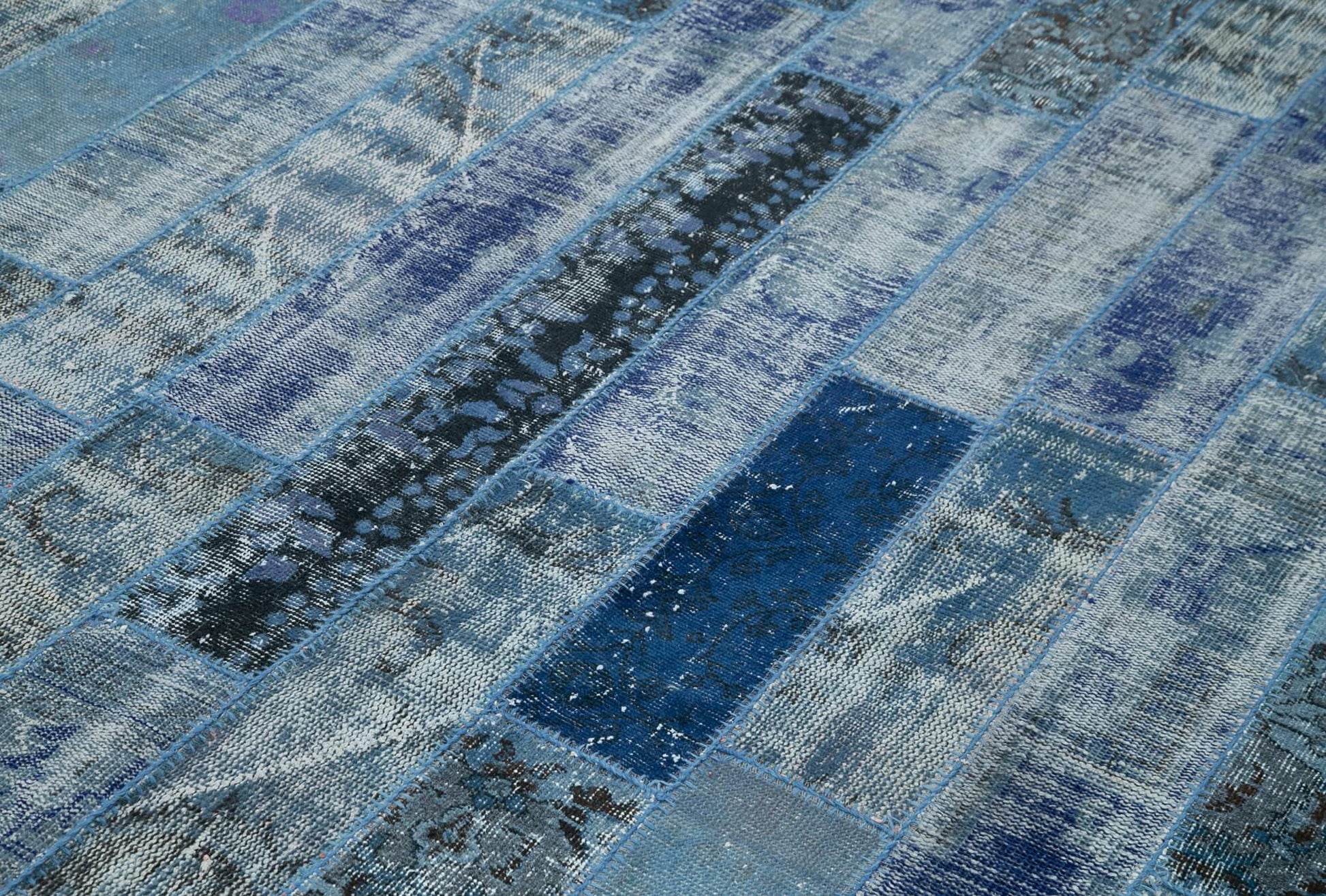 Kırk Yama Mavi Patchwork Pamuk Yün El Dokuma Halısı 194x300 Agacan