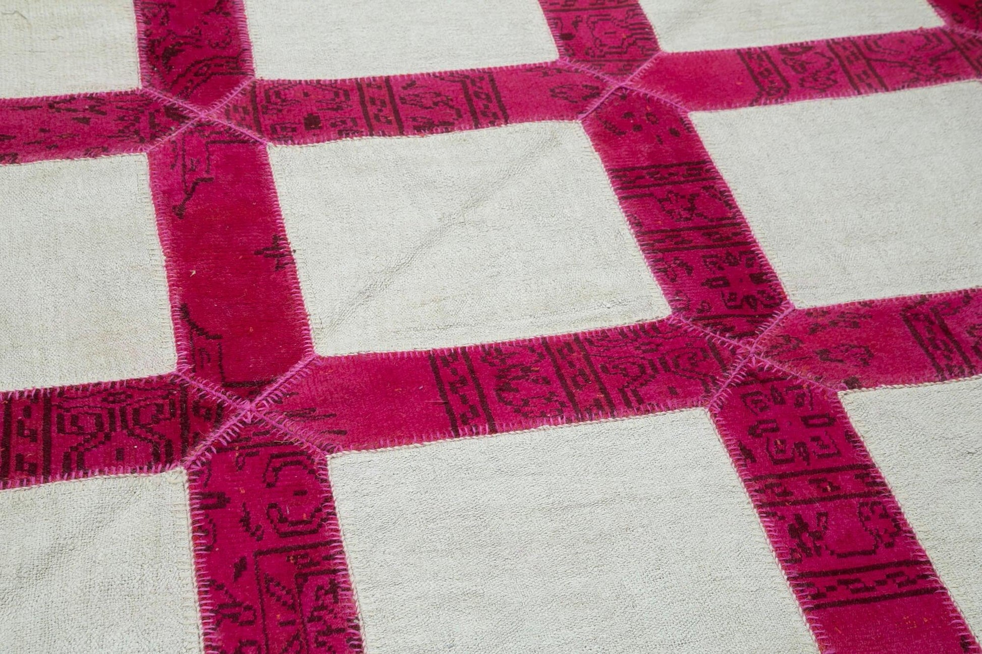 Kırk Yama Pembe Patchwork Pamuk Yün El Dokuma Halısı 199x293 Agacan