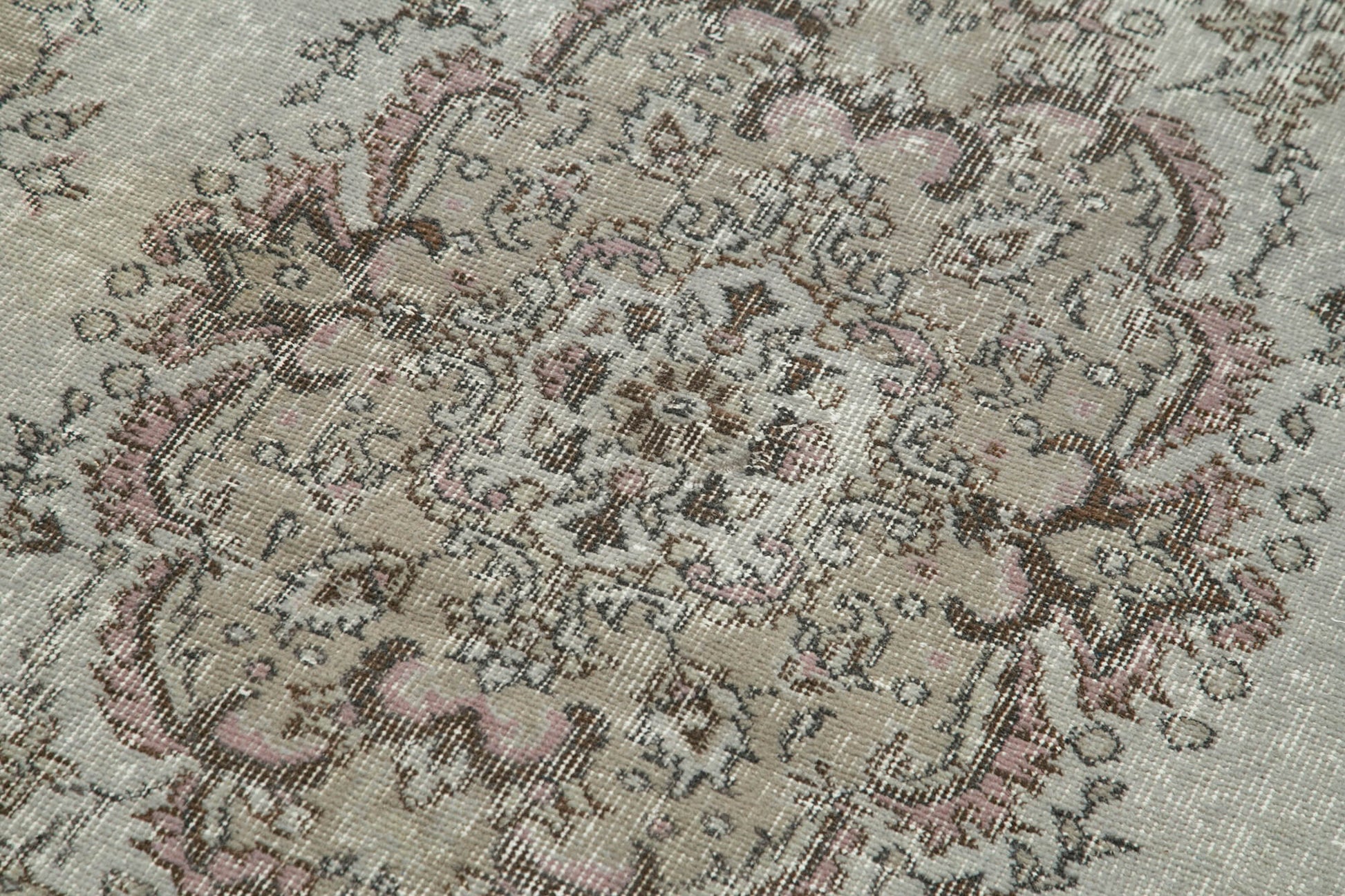 Overdyed Vintage Gri Eskitme Pamuk Yün El Dokuma Halısı 115x204 Agacan