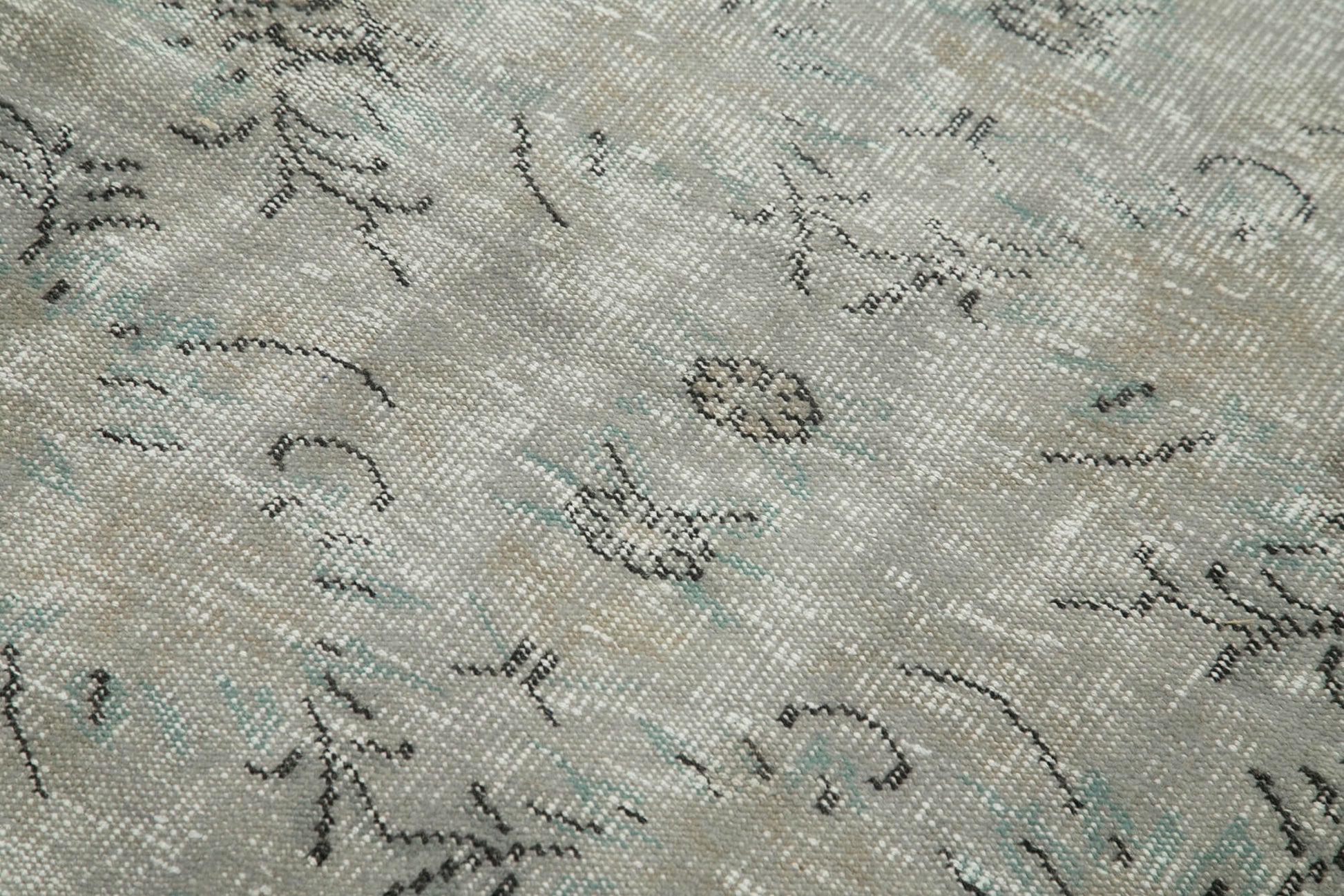 Overdyed Vintage Gri Eskitme Pamuk Yün El Dokuma Halısı 106x186 Agacan