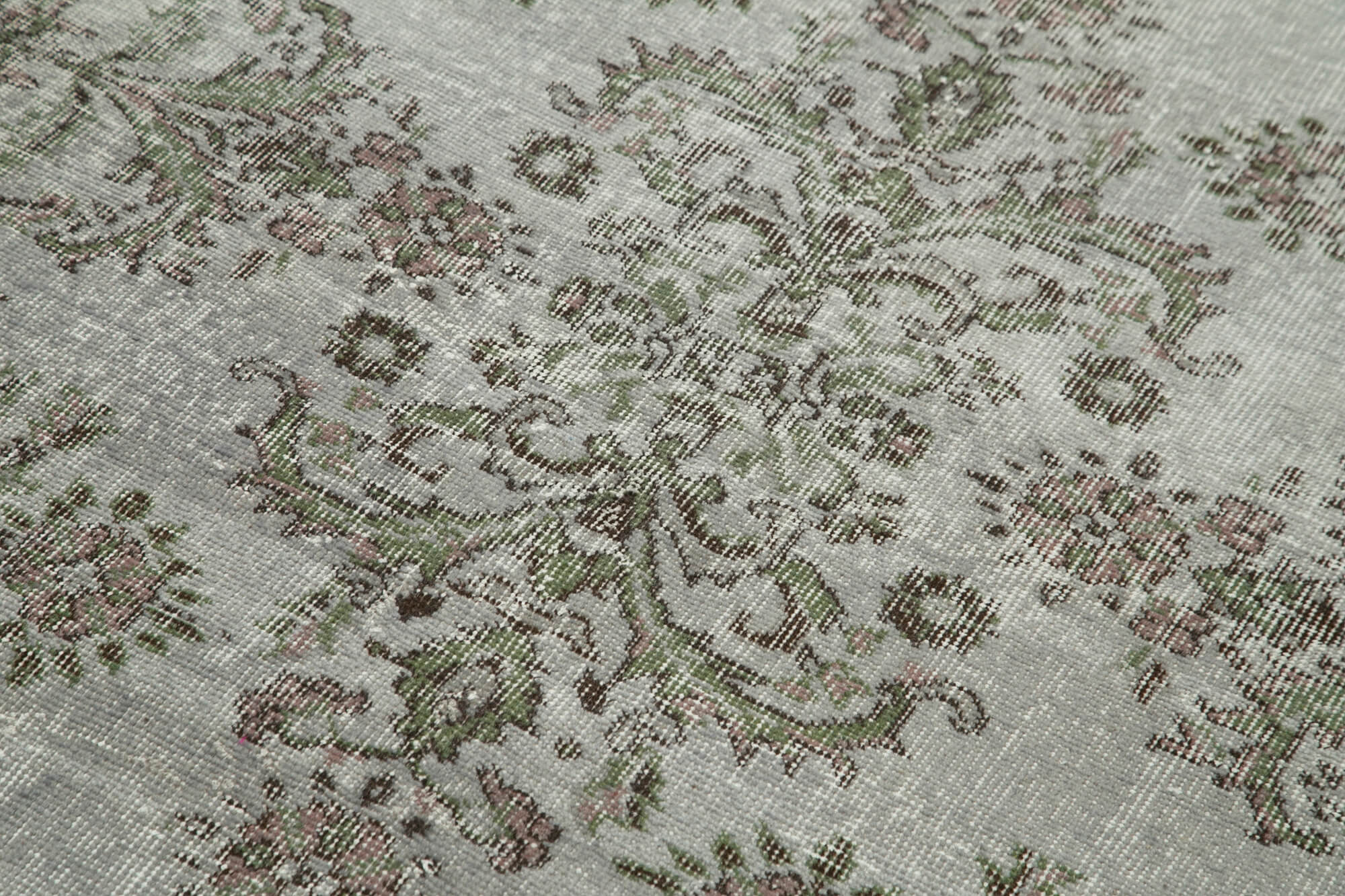 Overdyed Vintage Gri Eskitme Pamuk Yün El Dokuma Halısı 113x208 Agacan