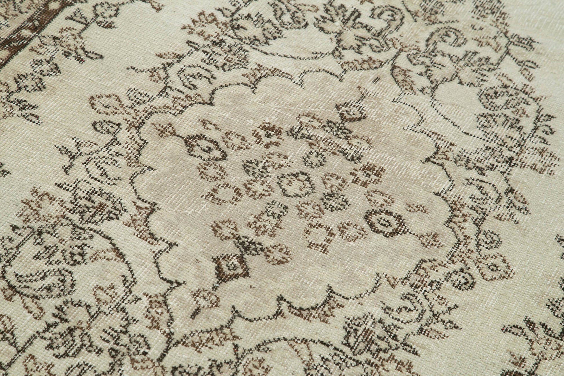 Overdyed Vintage Bej Eskitme Pamuk Yün El Dokuma Halısı 116x200 Agacan