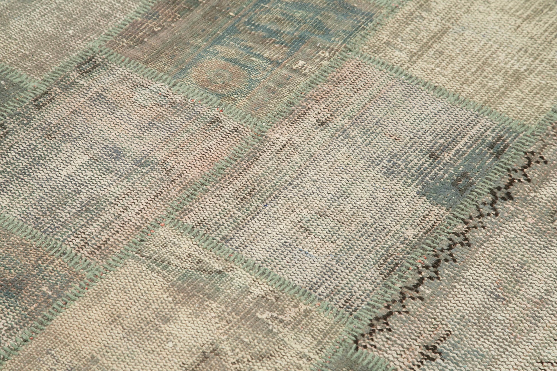 Kırk Yama Gri Patchwork Pamuk Yün El Dokuma Halısı 140x203 Agacan