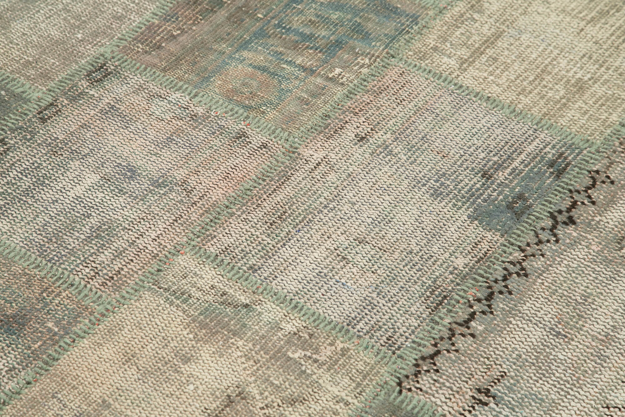 Kırk Yama Gri Patchwork Pamuk Yün El Dokuma Halısı 140x203 Agacan