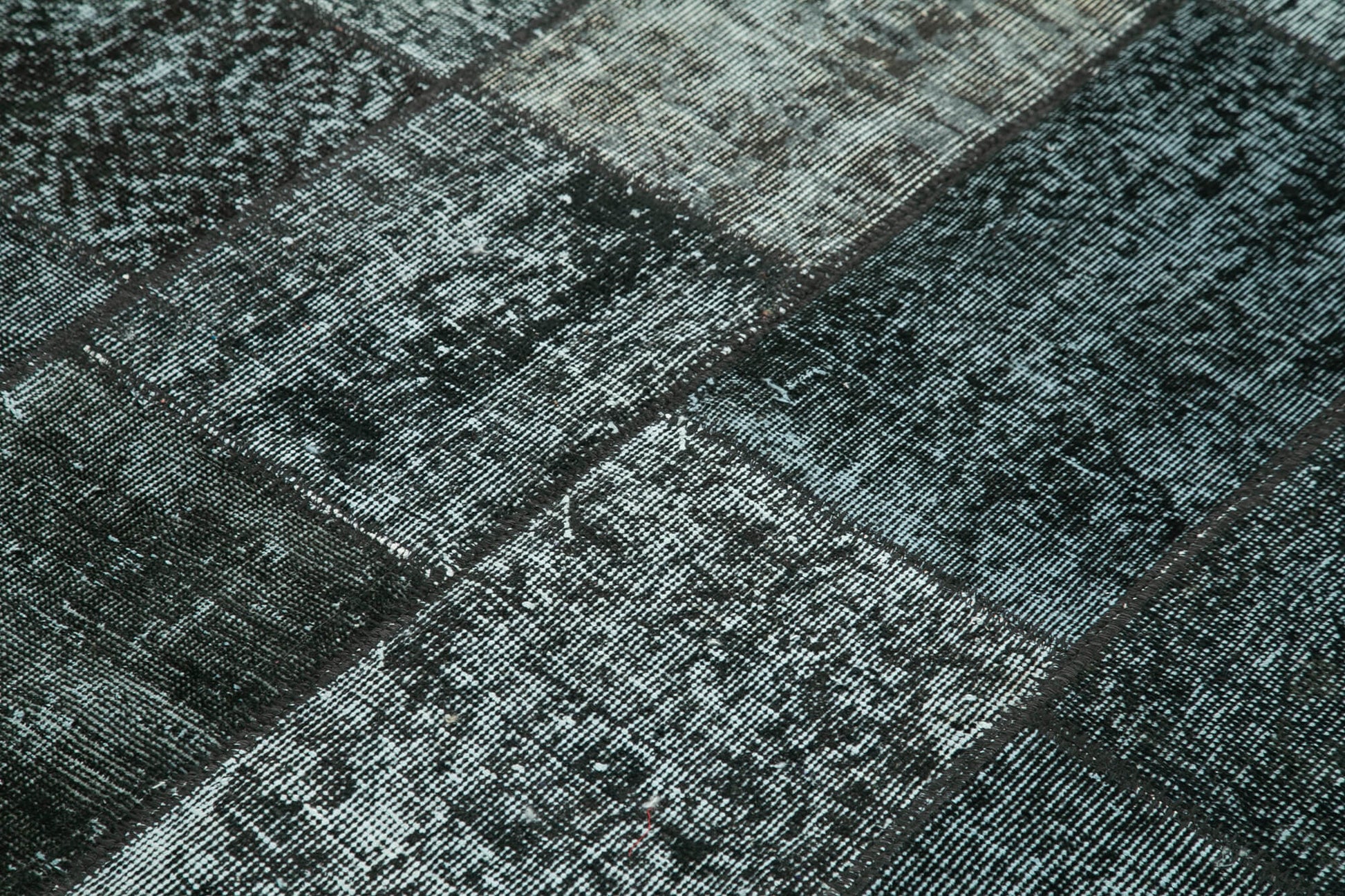 Kırk Yama Siyah Patchwork Pamuk Yün El Dokuma Halısı 134x206 Agacan