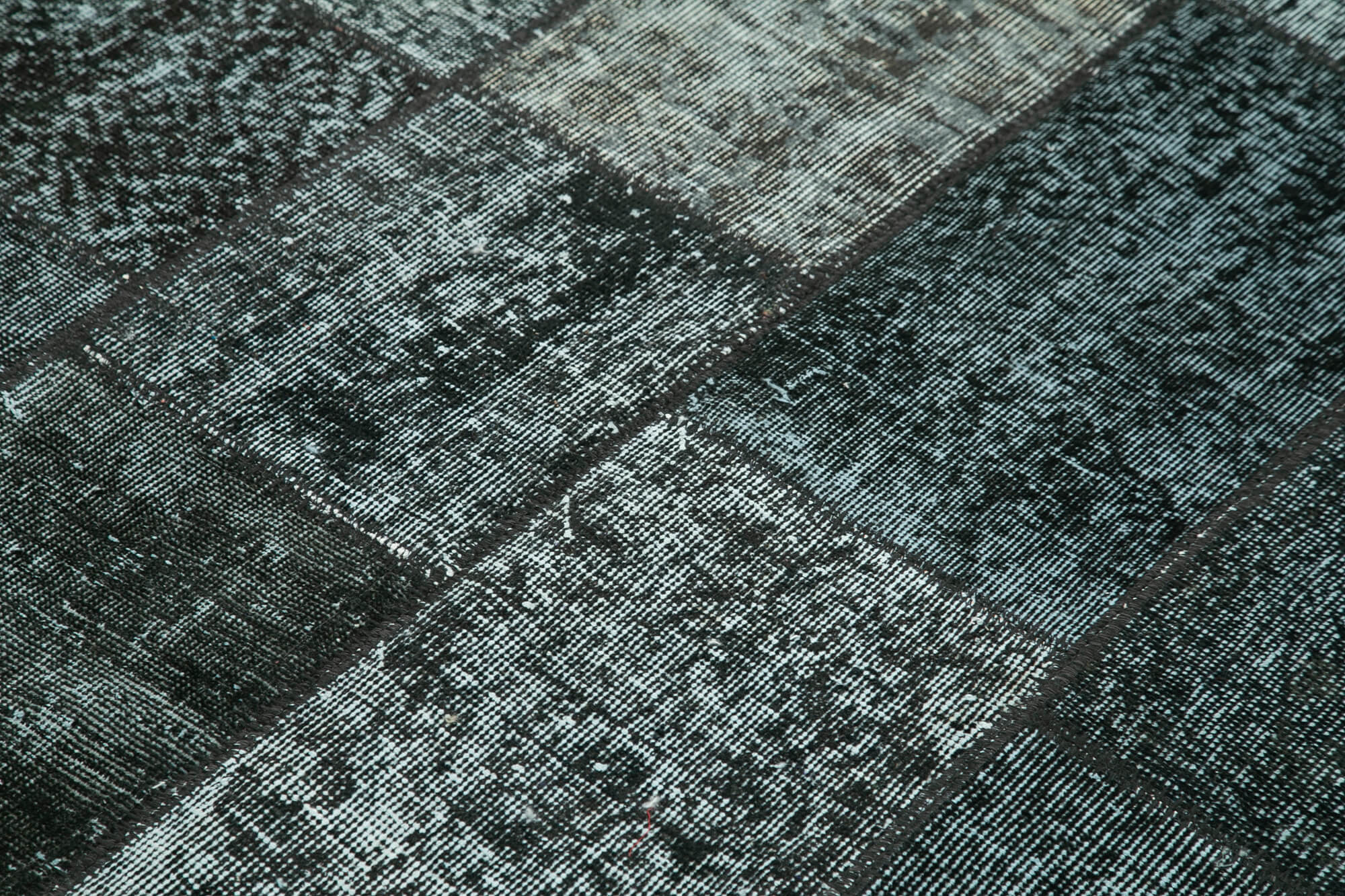 Kırk Yama Siyah Patchwork Pamuk Yün El Dokuma Halısı 134x206 Agacan