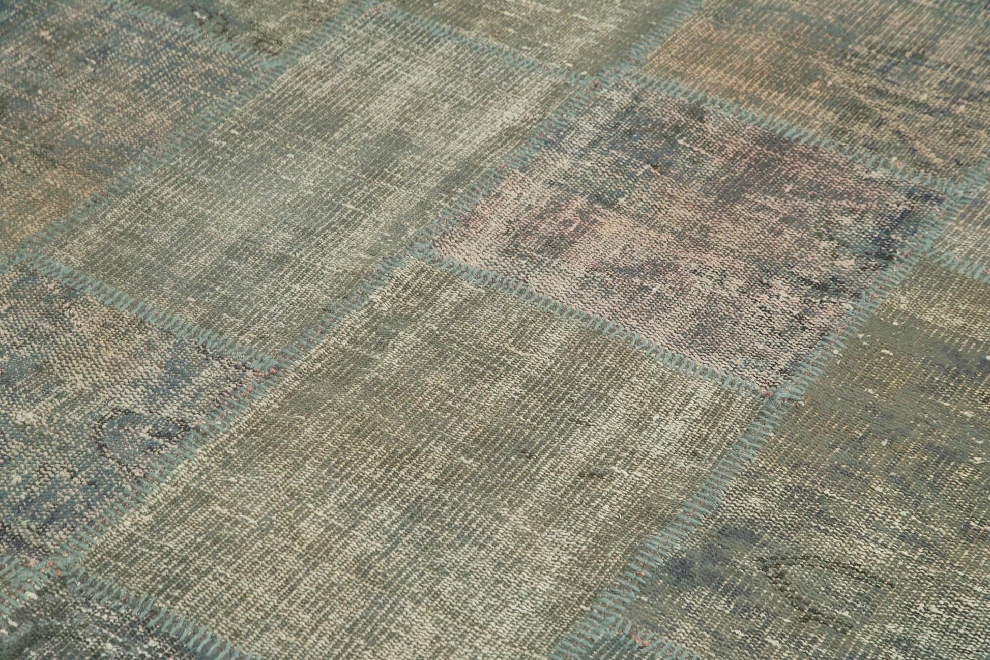 Kırk Yama Gri Patchwork Pamuk Yün El Dokuma Halısı 176x245 Agacan