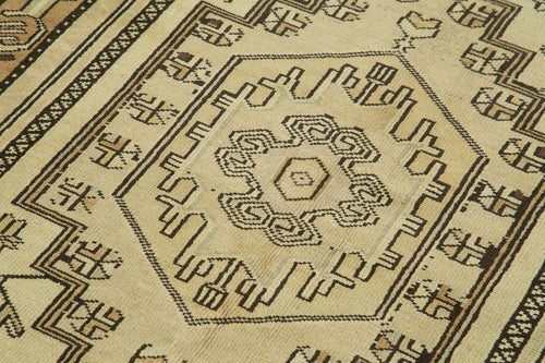 Taspinar Bej Klasik Yün El Dokuma Halısı 115x222 Agacan