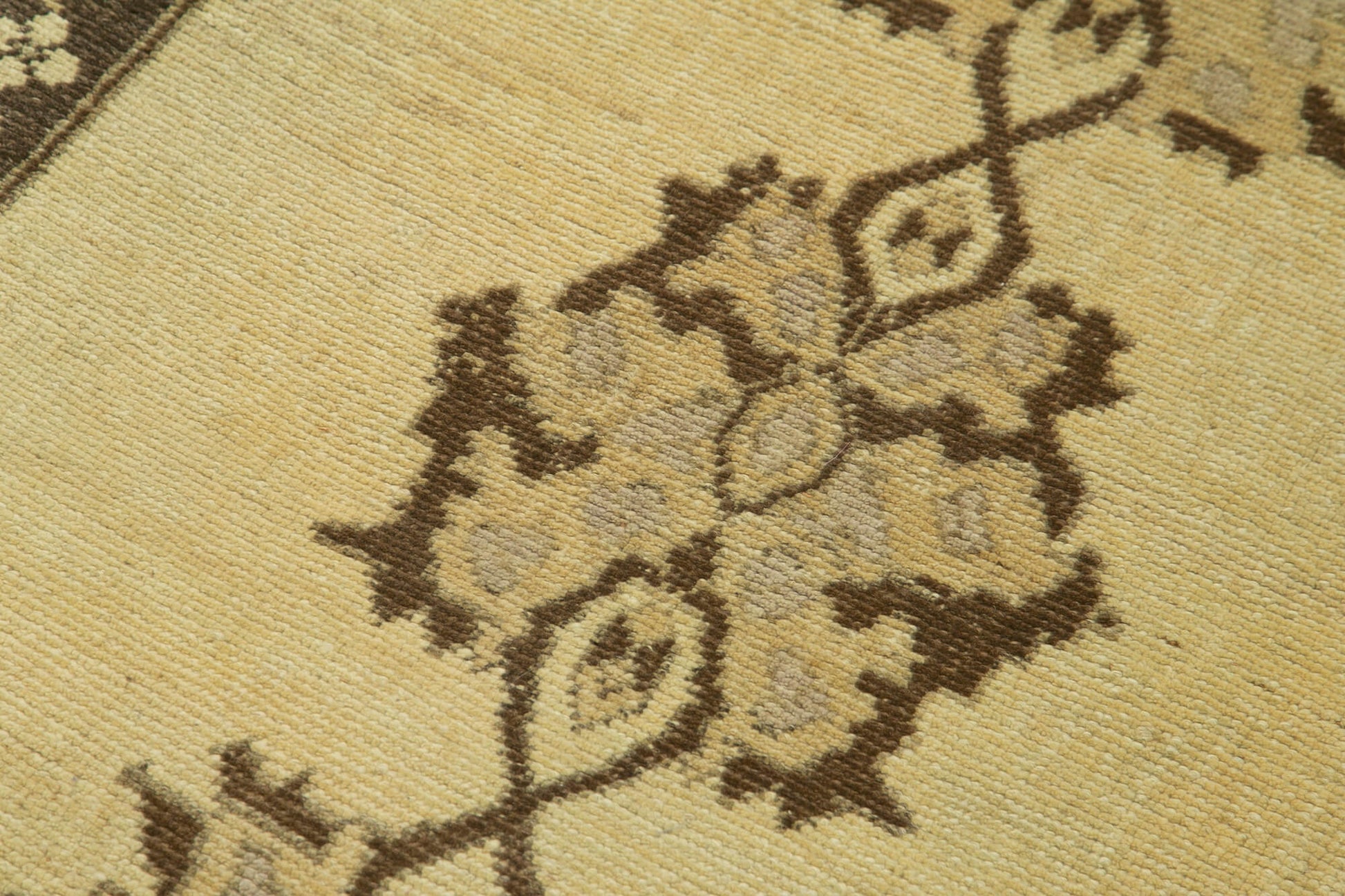 Taspinar Bej Klasik Yün El Dokuma Halısı 90x182 Agacan