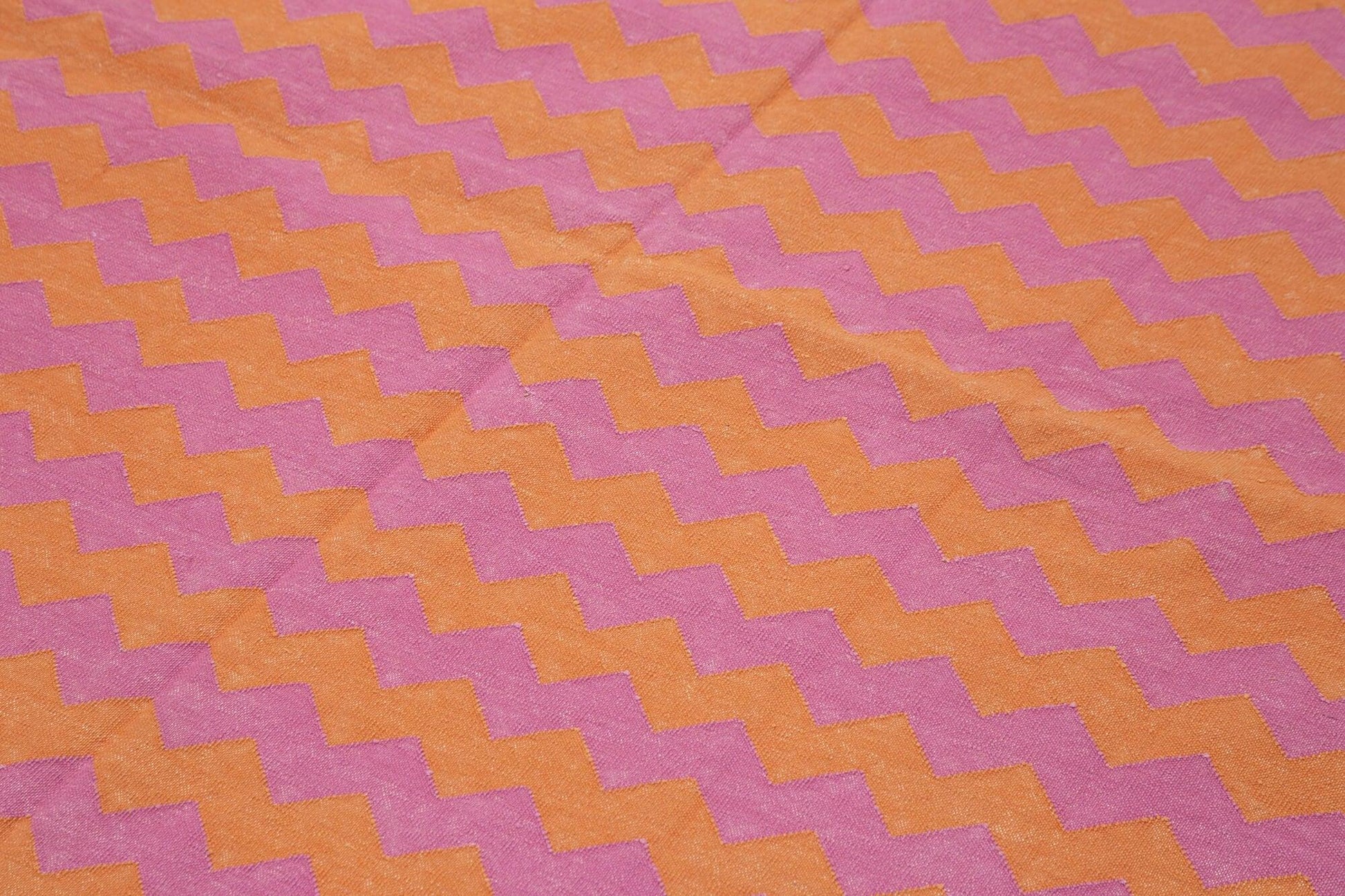 Geometric Duri Mor Geometrik Pamuk Yün El Dokuma Halısı 182x272 Agacan