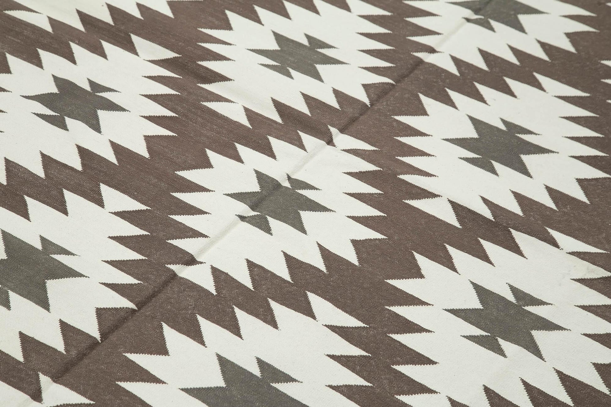 Geometric Duri Kahverengi Geometrik Pamuk Yün El Dokuma Halısı 176x269 Agacan