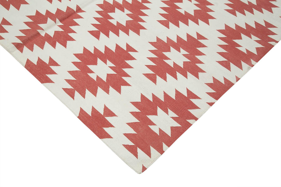 Cream and Red Ethnic Flatweave Kilim Rug 188x273 cm (6'2" x 8'11") – in the hallway