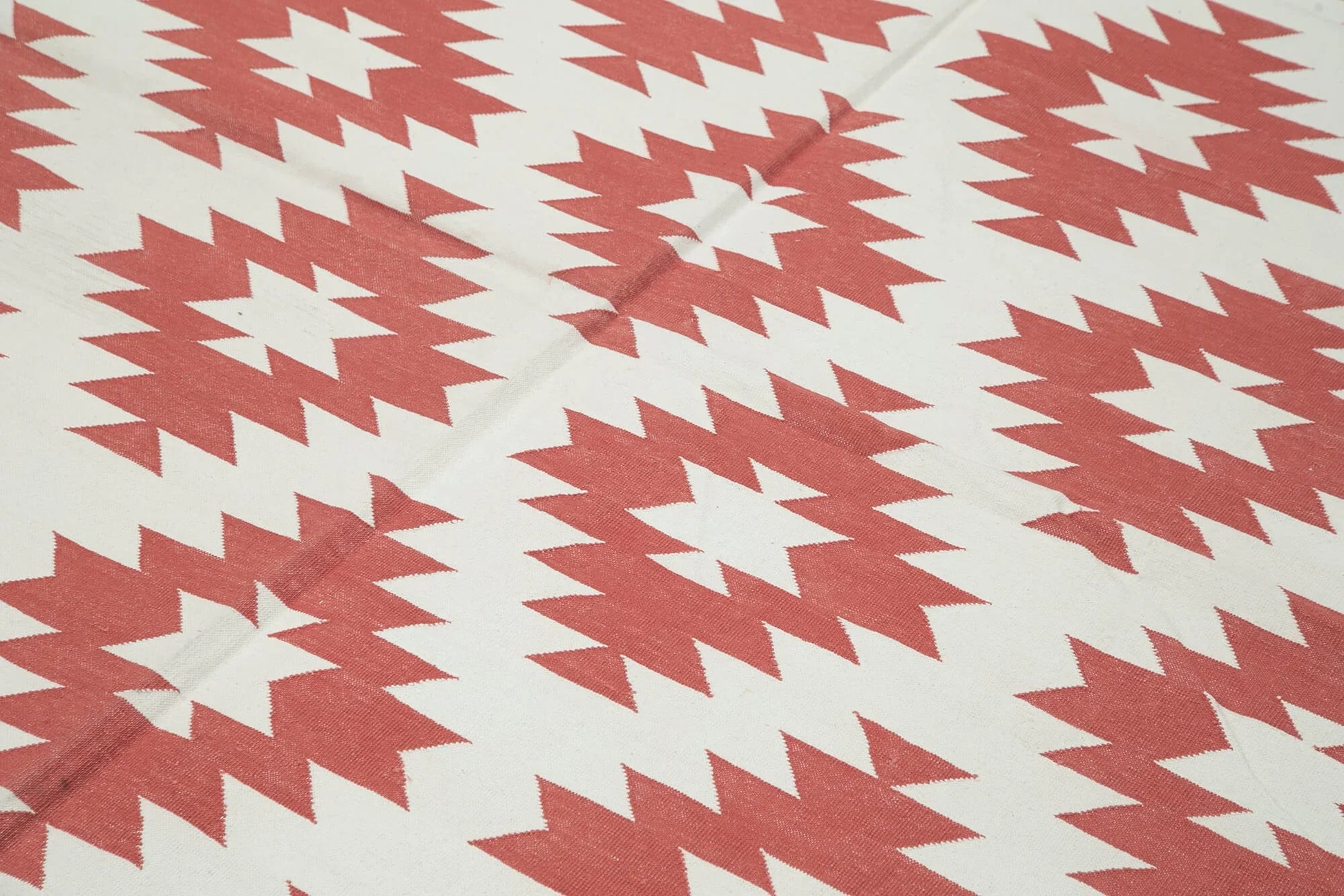 Geometric Duri Kırmızı Geometrik Pamuk Yün El Dokuma Halısı 188x273 Agacan