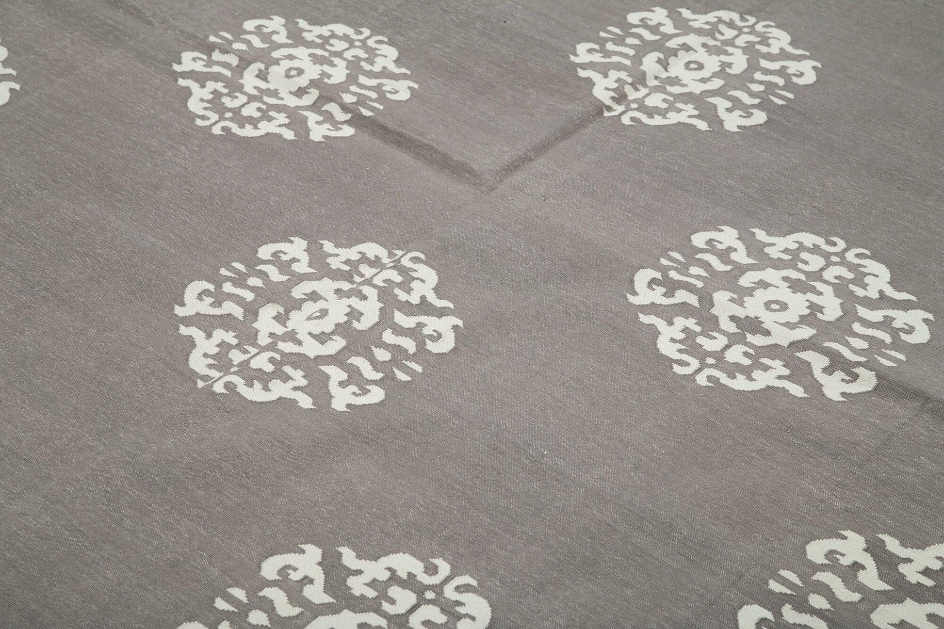 Geometric Duri Gri Geometrik Pamuk Yün El Dokuma Halısı 244x290 Agacan