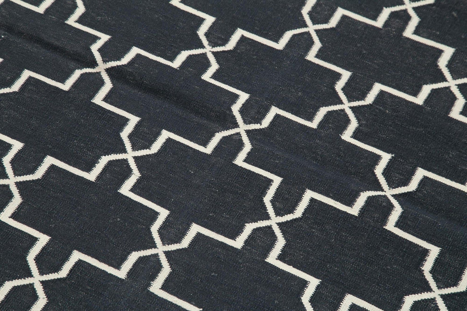Geometric Duri Siyah Geometrik Pamuk Yün El Dokuma Halısı 106x169 Agacan