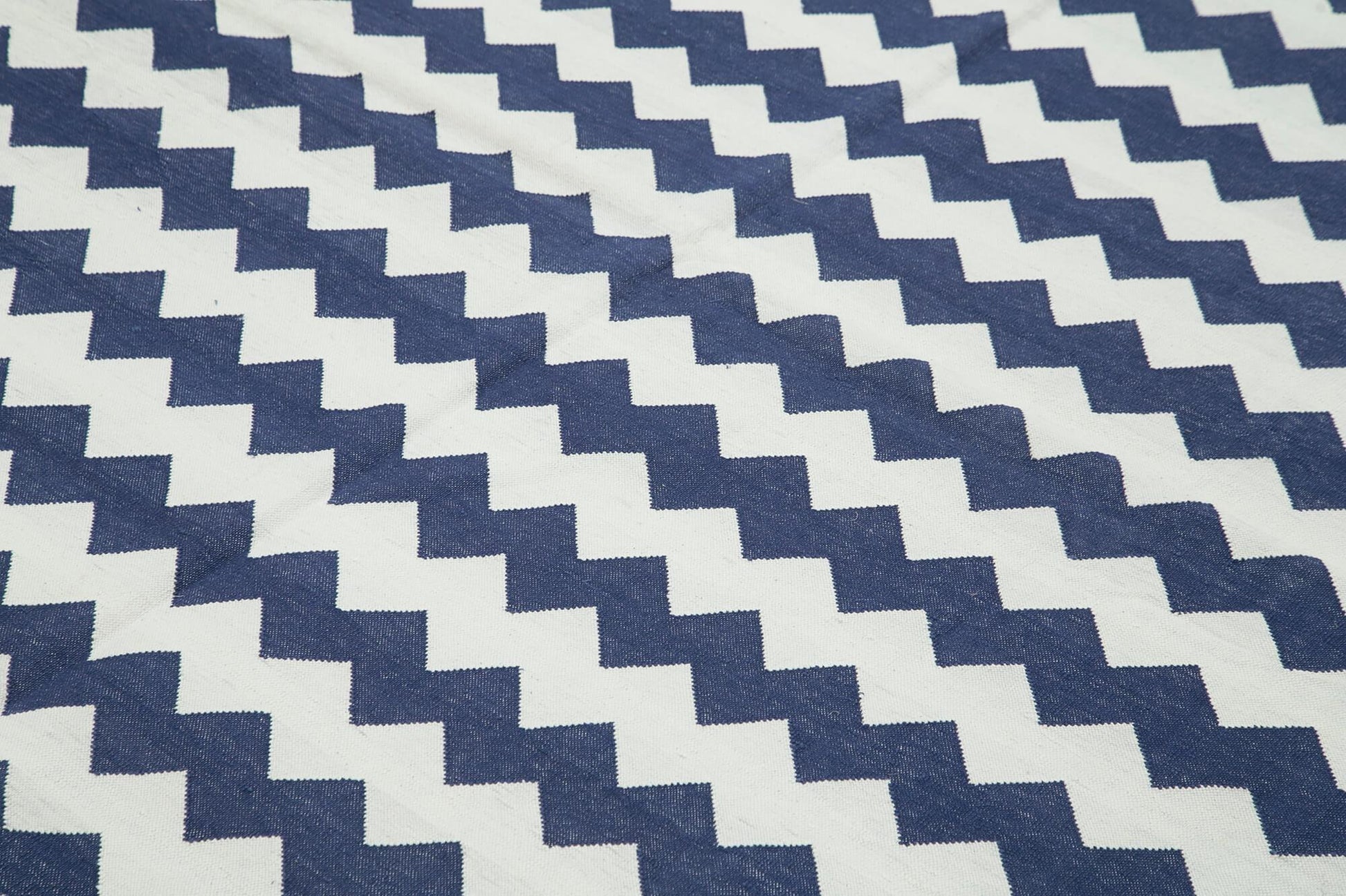 Geometric Duri Mavi Geometrik Pamuk Yün El Dokuma Halısı 240x292 Agacan