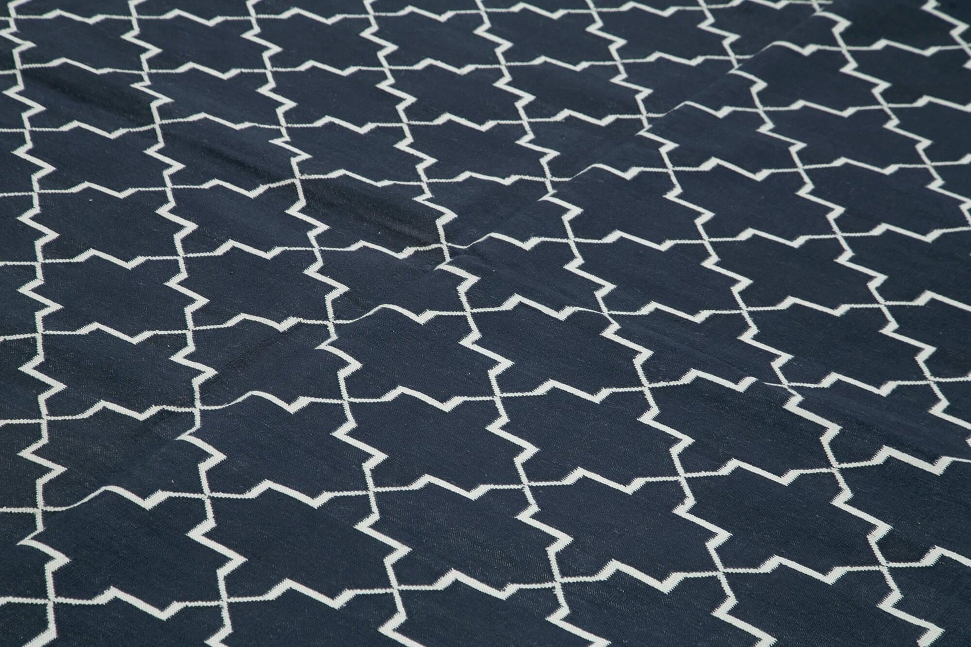 Geometric Duri Siyah Geometrik Pamuk Yün El Dokuma Halısı 278x361 Agacan