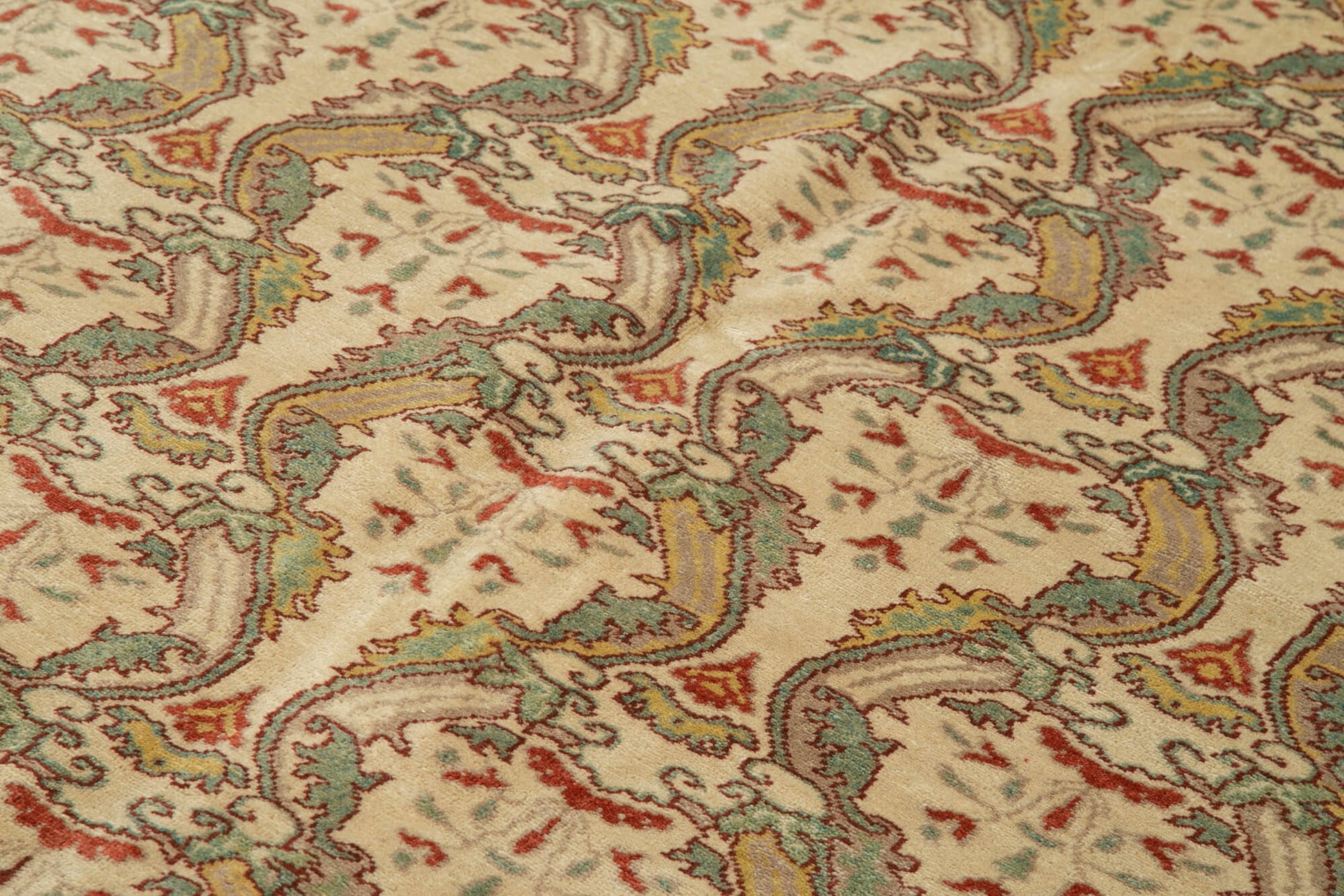 Tebriz Bej Klasik Pamuk Yün El Dokuma Halısı 198x276 Agacan