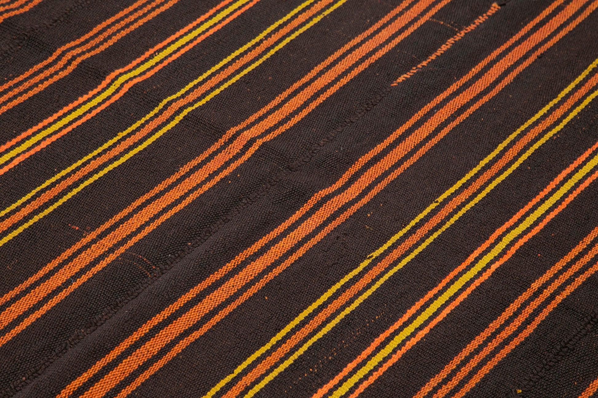 Striped Kilim Kahverengi Çizgili Keçi Tüyü El Dokuma Halısı 178x215 Agacan