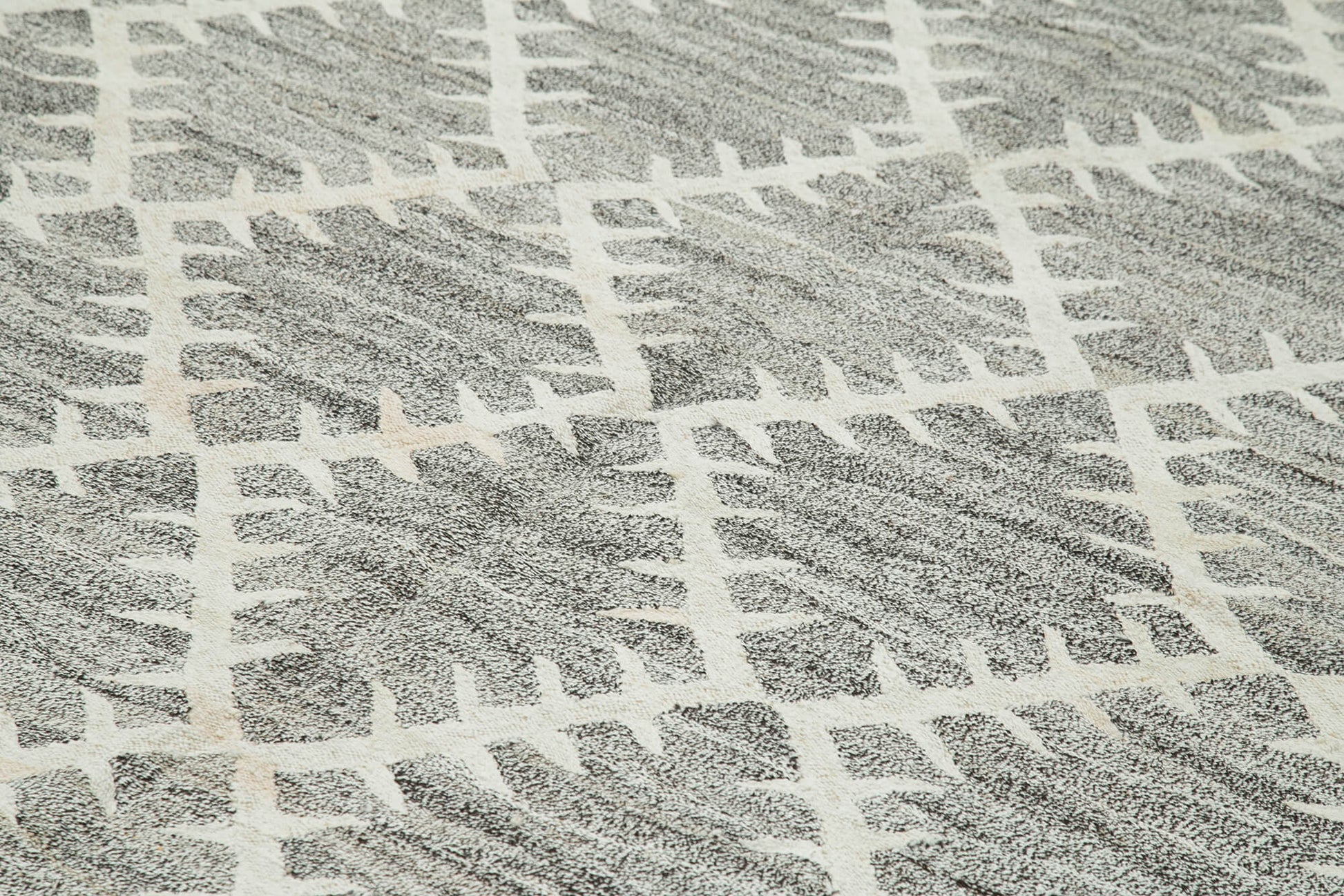 Scrap Gri Geometrik Pamuk Yün El Dokuma Halısı 253x350 Agacan