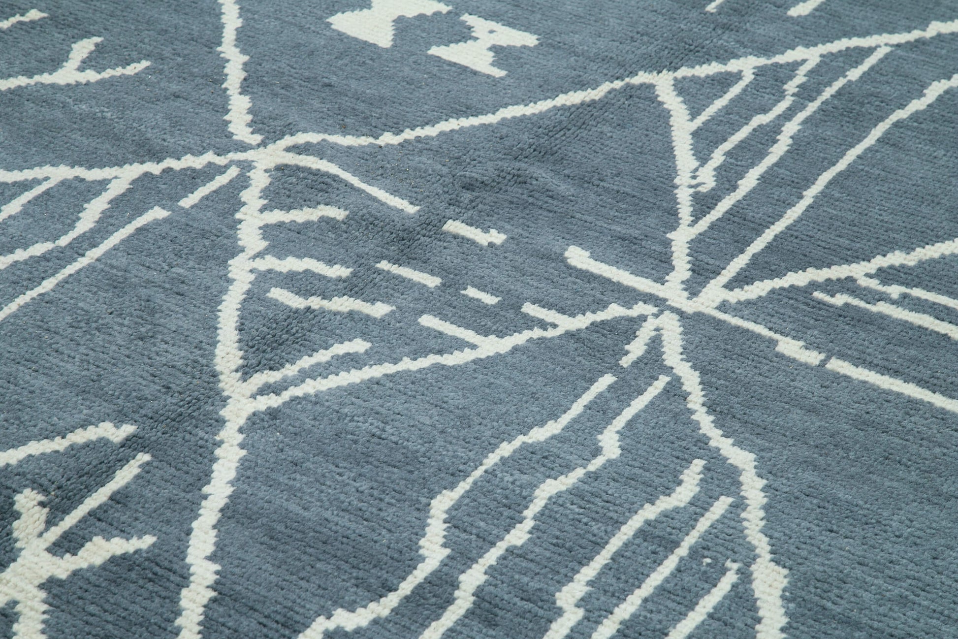 Morocco Gri Geometrik Yün Pamuk El Dokuma Halısı 300x424 Agacan