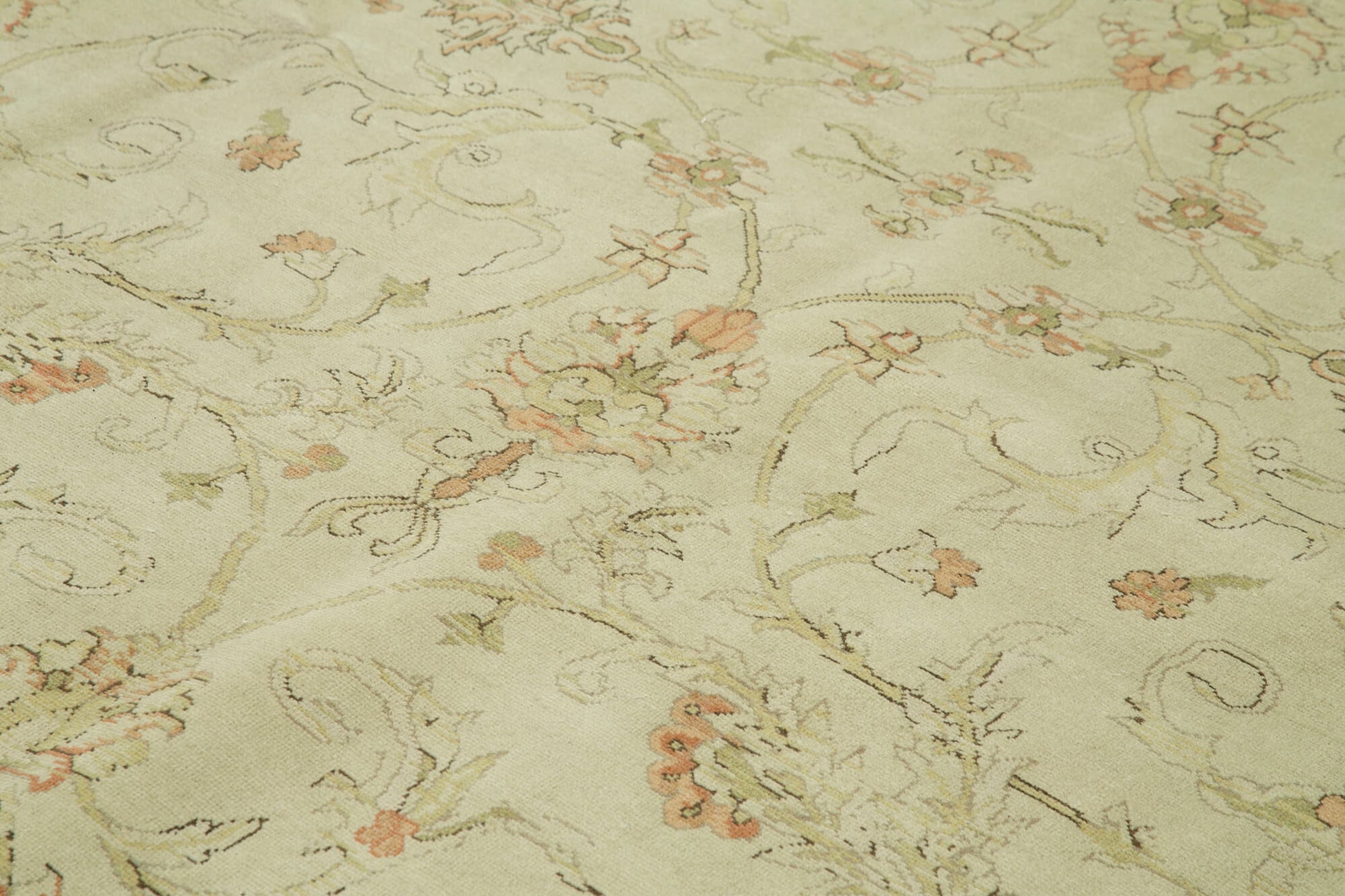 Tebriz Bej Klasik Pamuk Yün El Dokuma Halısı 304x344 Agacan