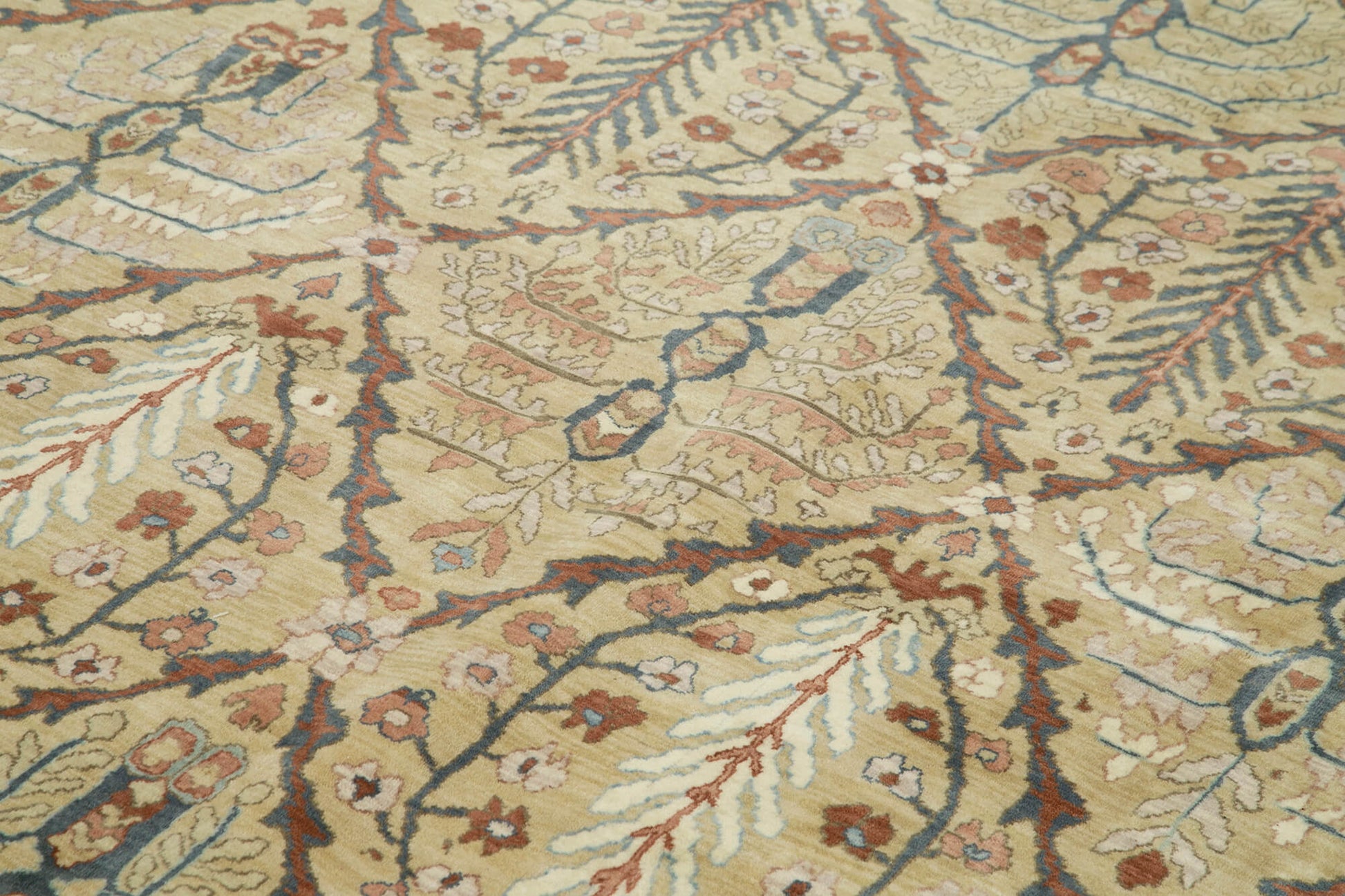 Tebriz Bej Klasik Pamuk Yün El Dokuma Halısı 267x371 Agacan