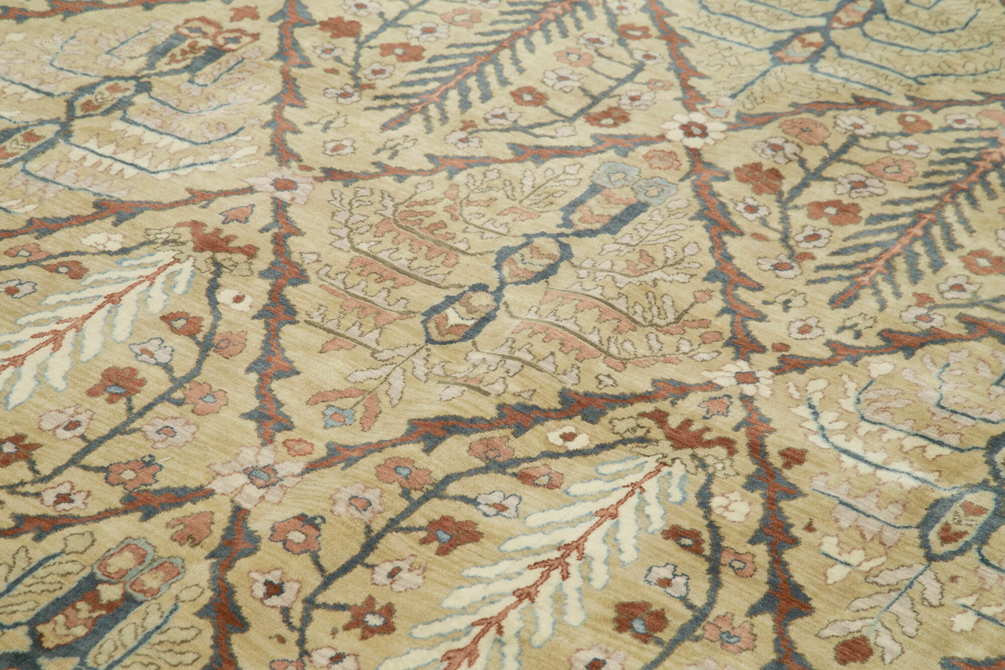 Tebriz Bej Klasik Pamuk Yün El Dokuma Halısı 267x371 Agacan