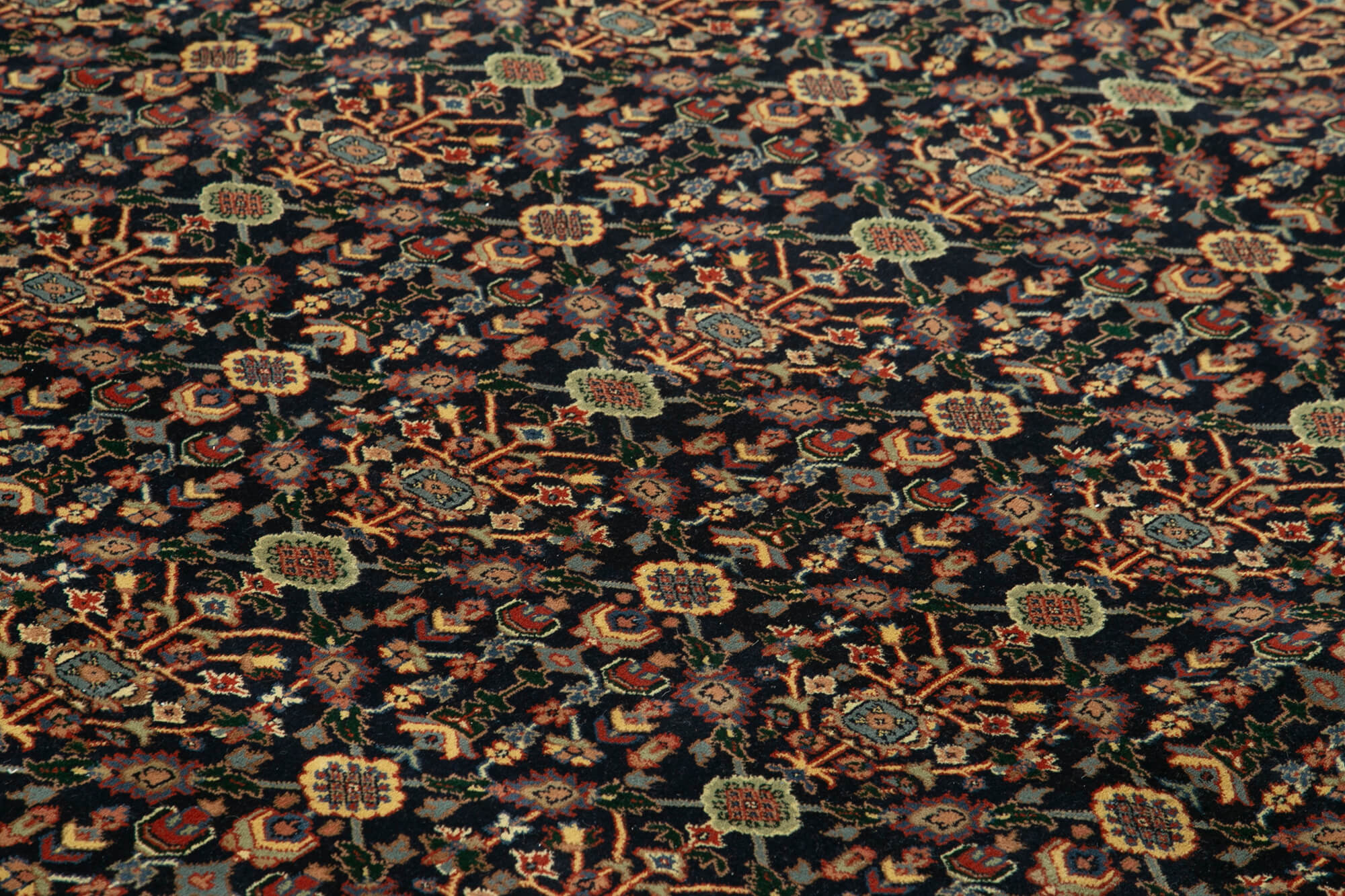 Tebriz Kahverengi Klasik Pamuk Yün El Dokuma Halısı 348x371 Agacan