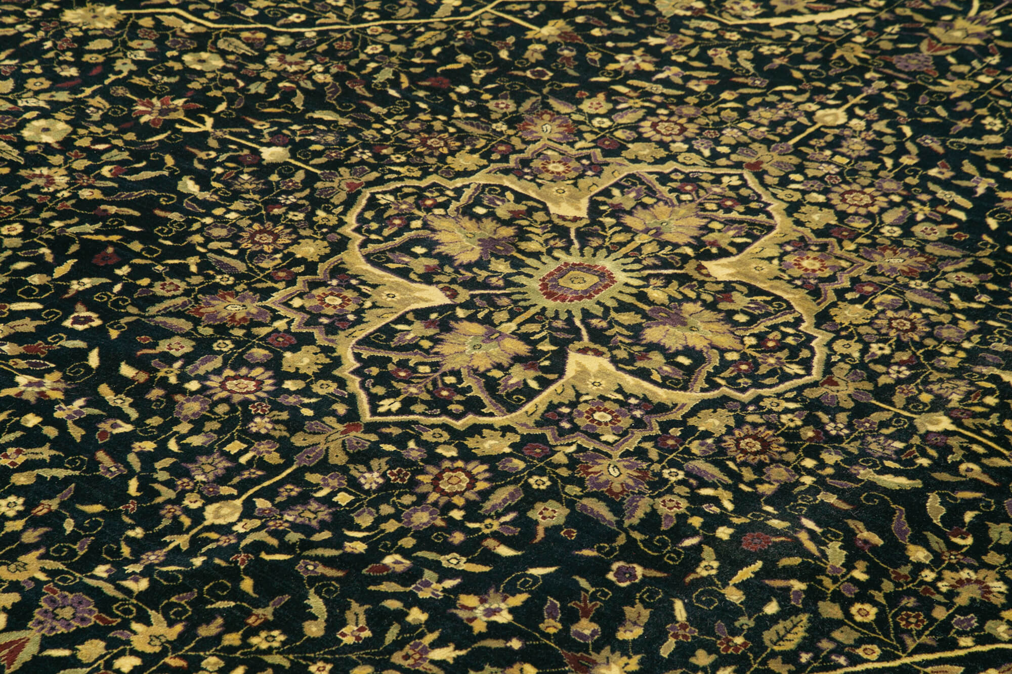 Tebriz Sarı Klasik Pamuk Yün El Dokuma Halısı 298x424 Agacan