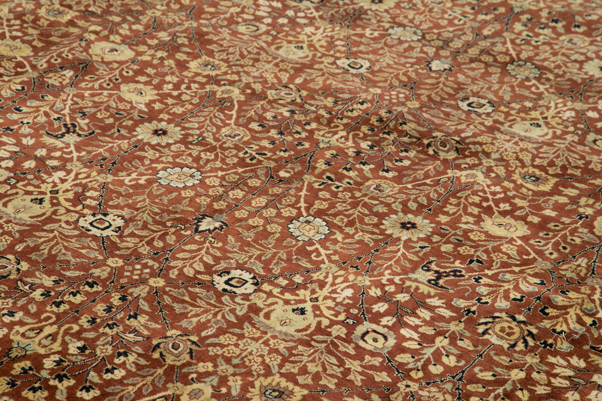 Tebriz Bej Klasik Pamuk Yün El Dokuma Halısı 360x545 Agacan