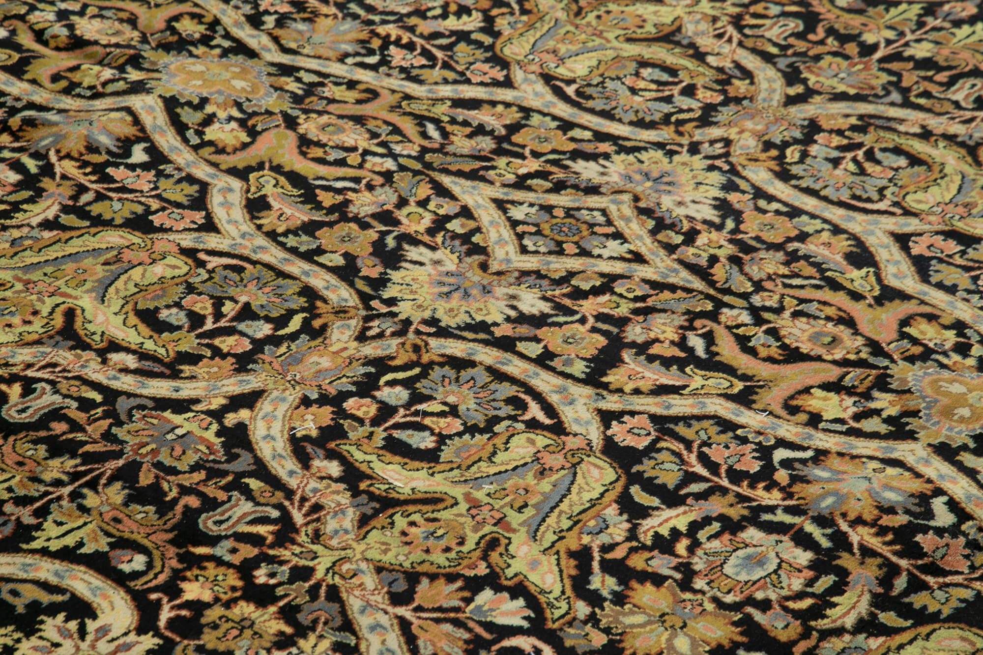 Tebriz Kahverengi Klasik Pamuk Yün El Dokuma Halısı 350x442 Agacan