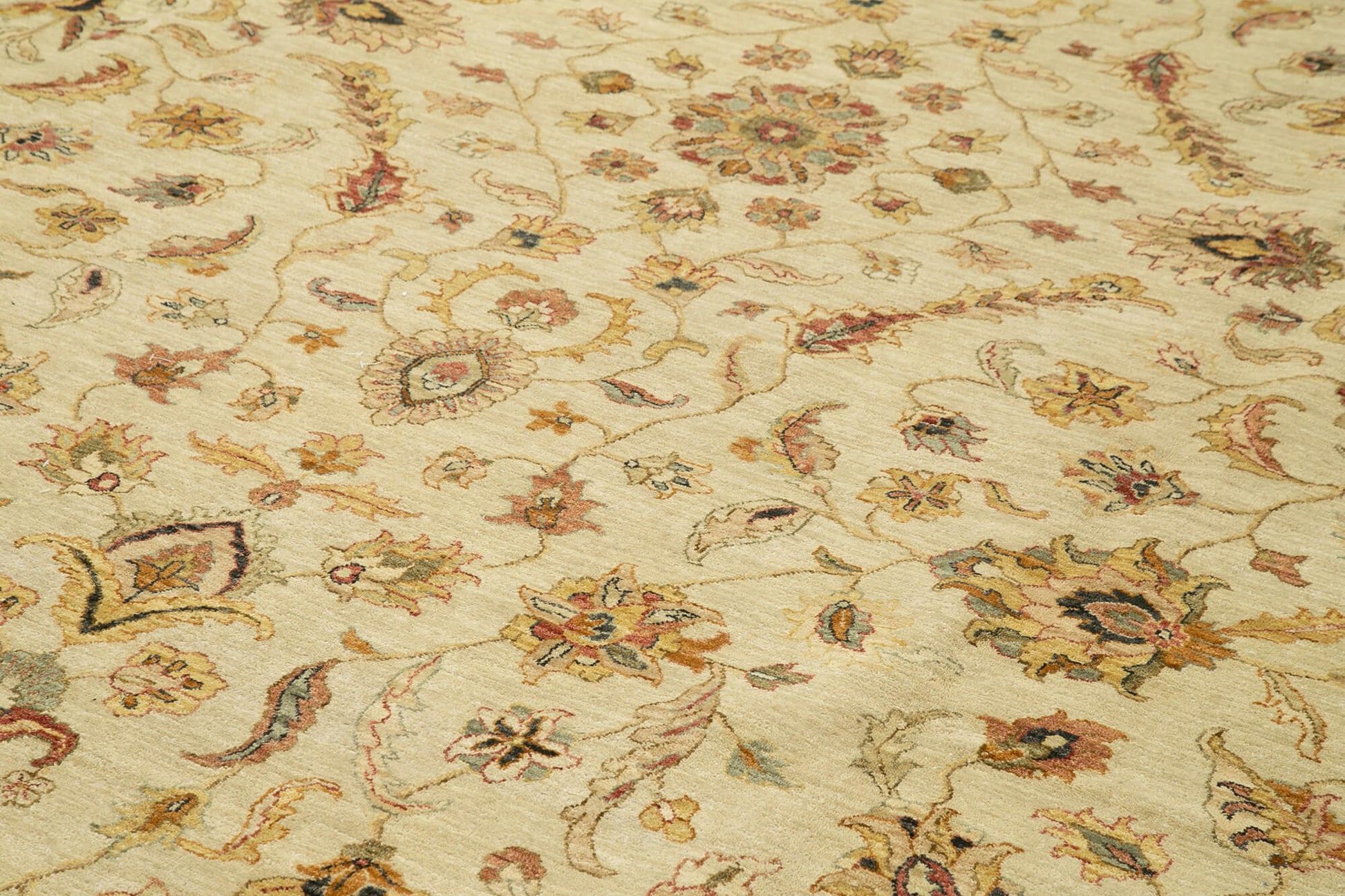 Tebriz Bej Klasik Pamuk Yün El Dokuma Halısı 363x545 Agacan