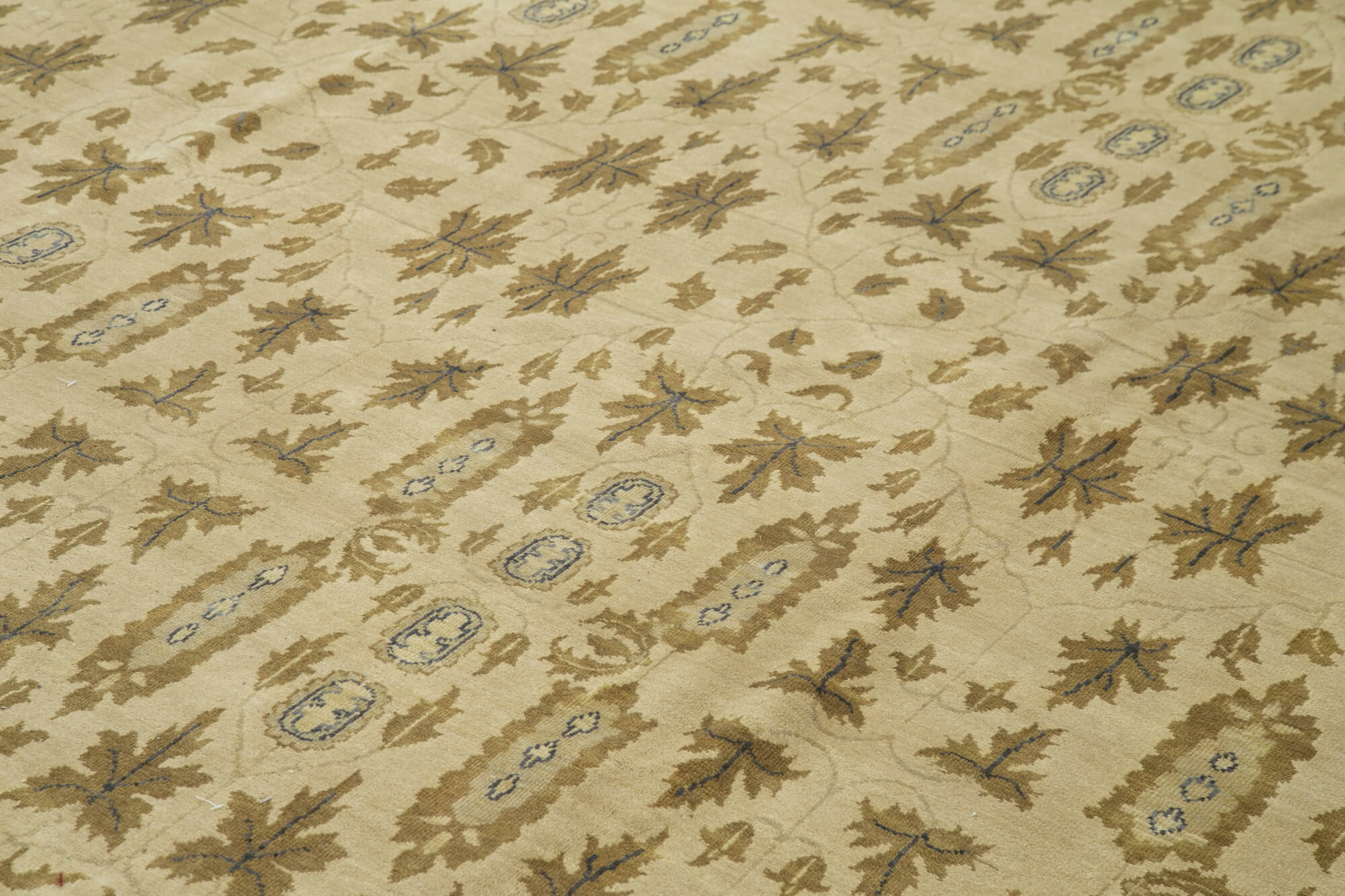 Tebriz Bej Klasik Pamuk Yün El Dokuma Halısı 359x440 Agacan