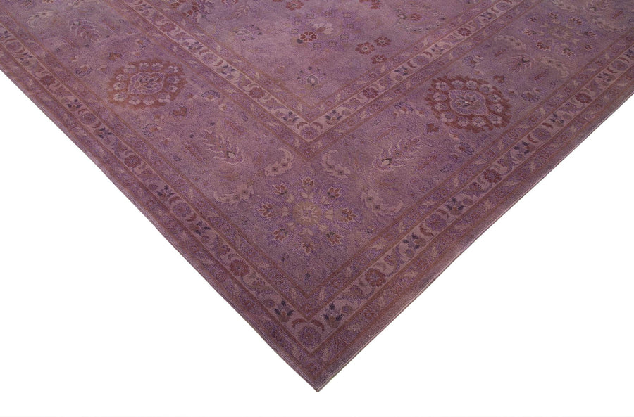 Großer Lila Orientteppich mit Medaillon 400x527 cm – im Wohnzimmer