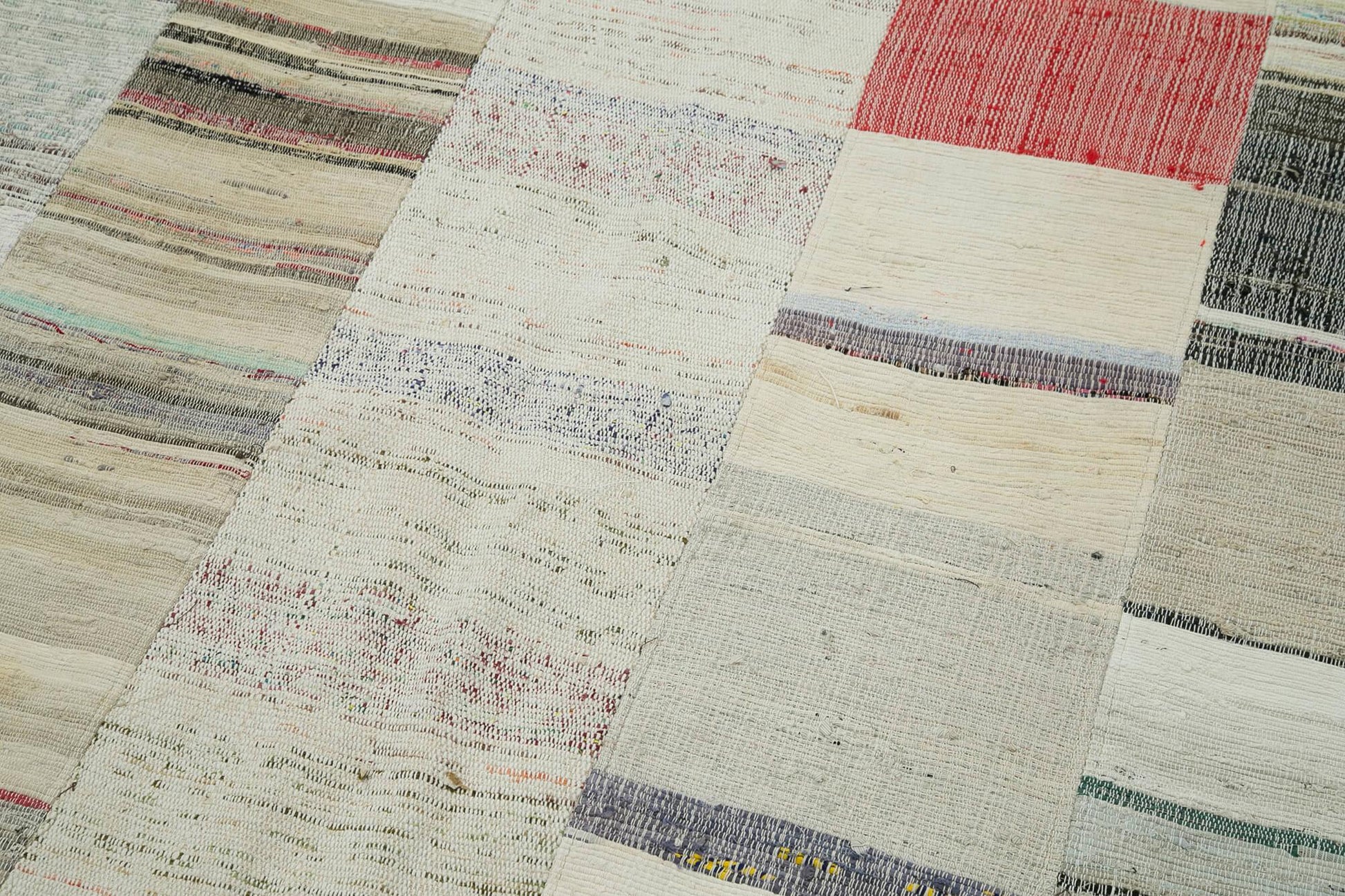 Kırk Yama Bej Patchwork Pamuk Yün El Dokuma Halısı 170x260 Agacan