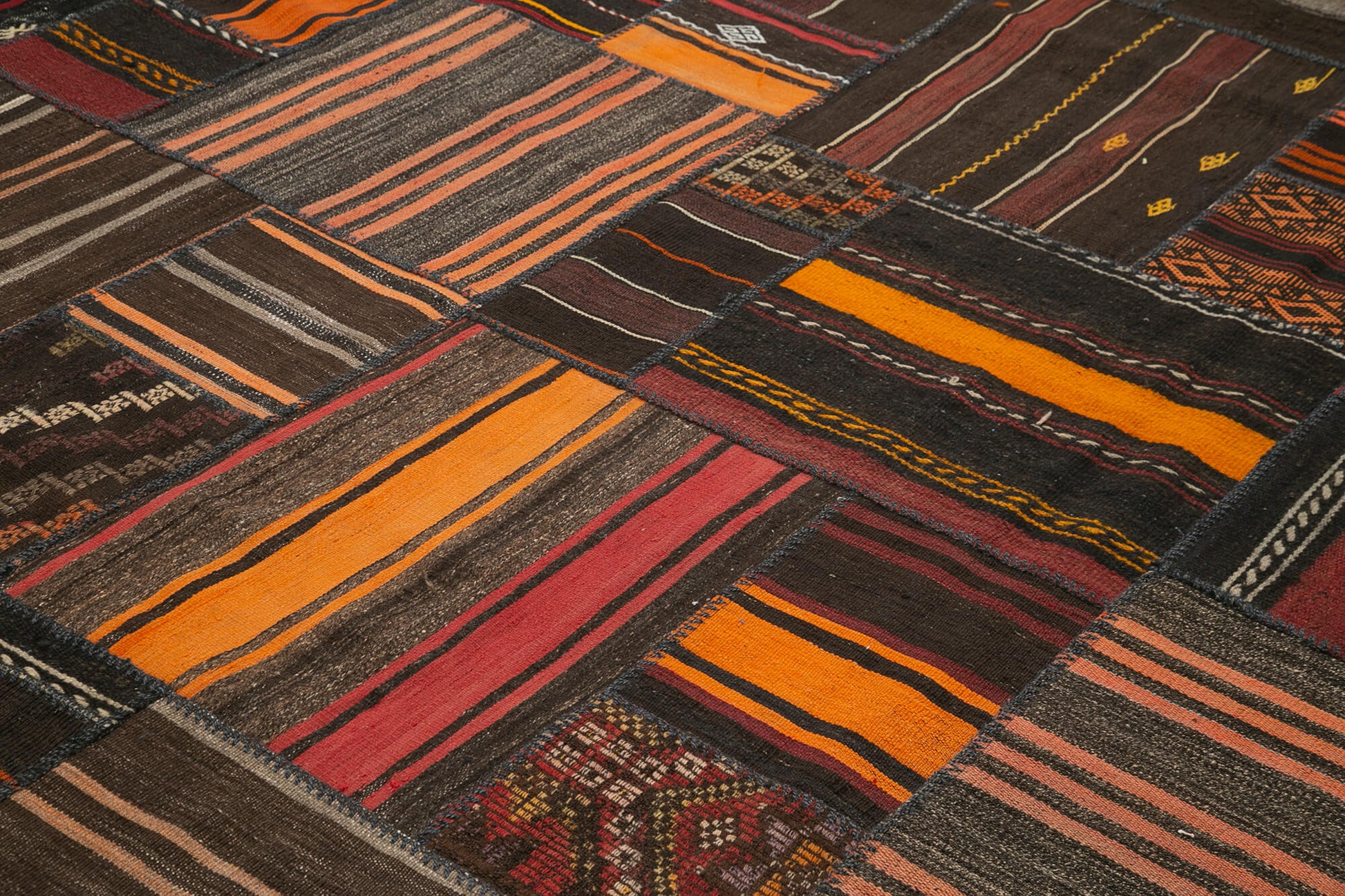 Striped Kilim Beyaz Çizgili Keçi Tüyü El Dokuma Halısı 331x410 Agacan