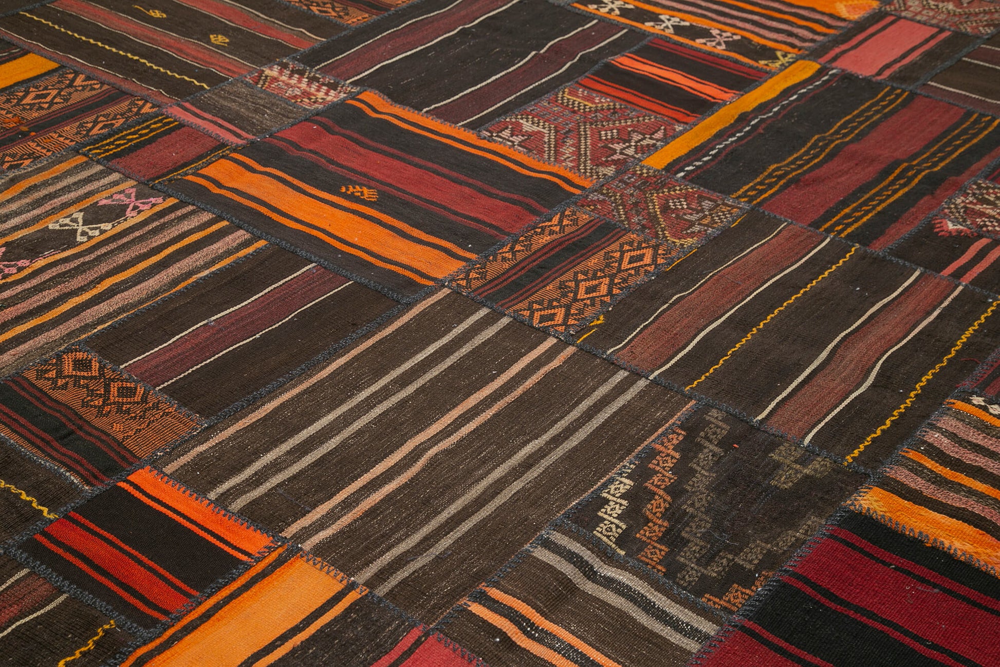Striped Kilim Beyaz Çizgili Keçi Tüyü El Dokuma Halısı 330x415 Agacan