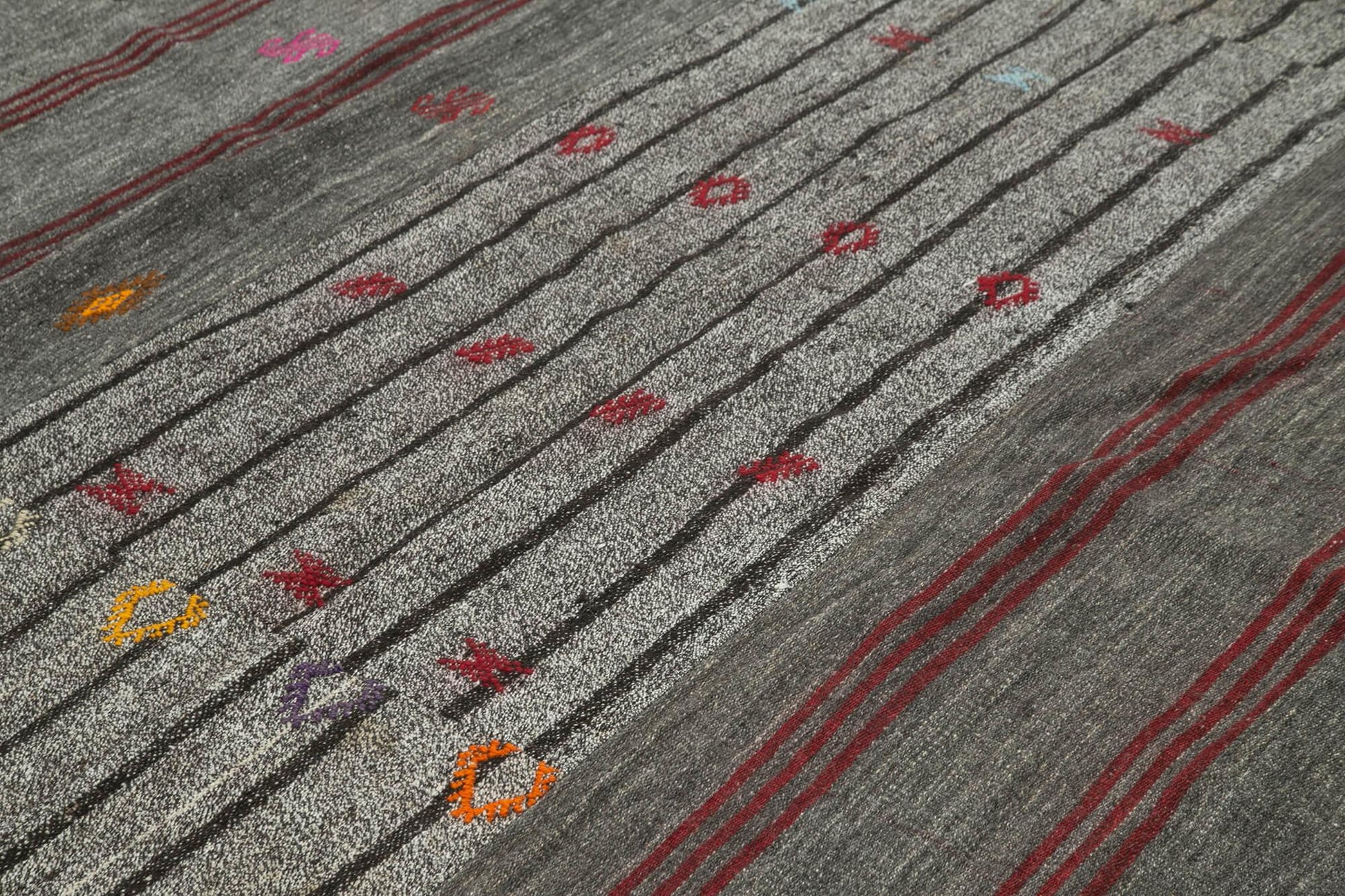 Kırk Yama Gri Patchwork Pamuk Yün El Dokuma Halısı 251x360 Agacan