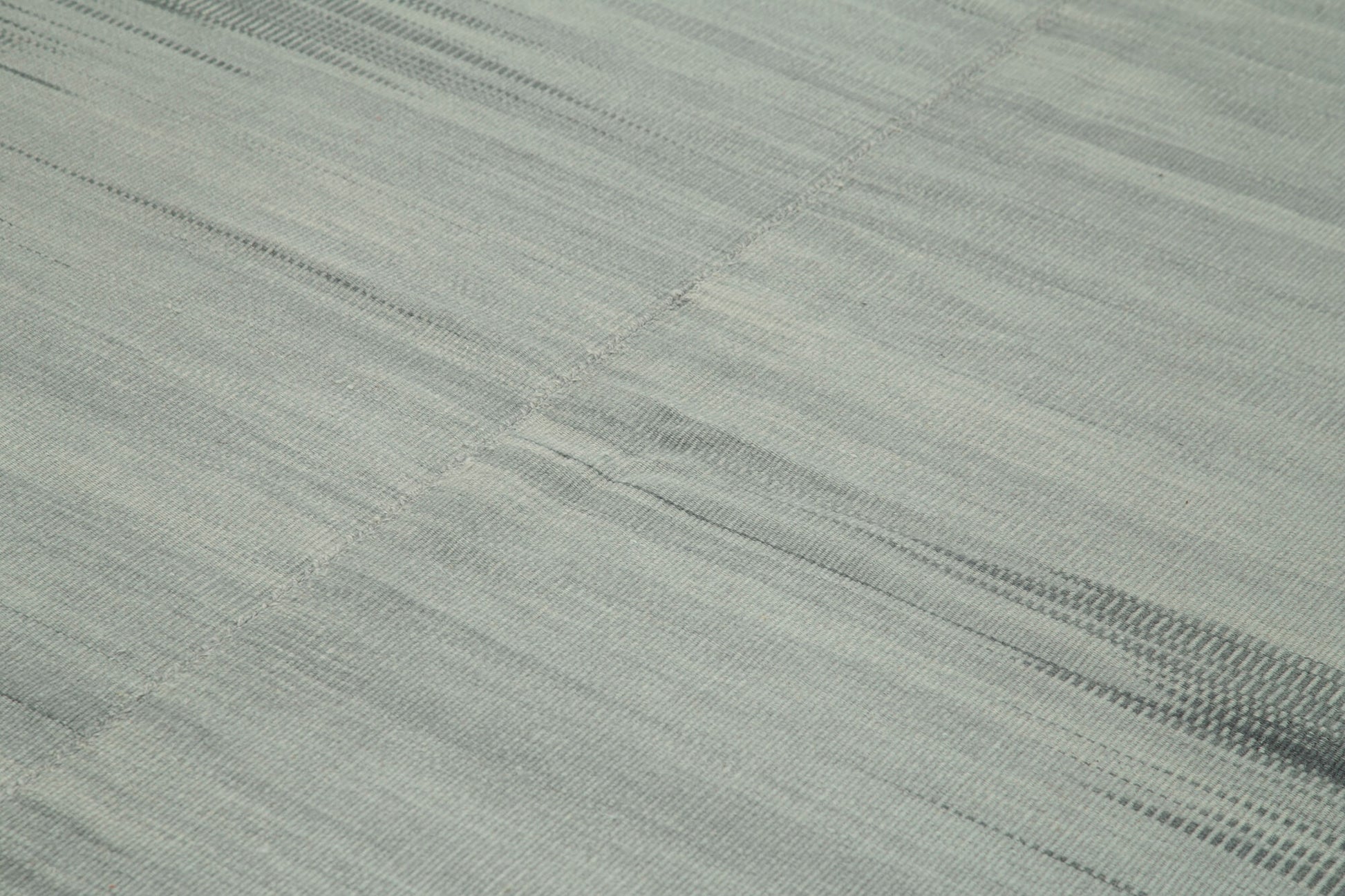 Degrade Kilim Gri Çizgili Pamuk Yün El Dokuma Halısı 300x387 Agacan